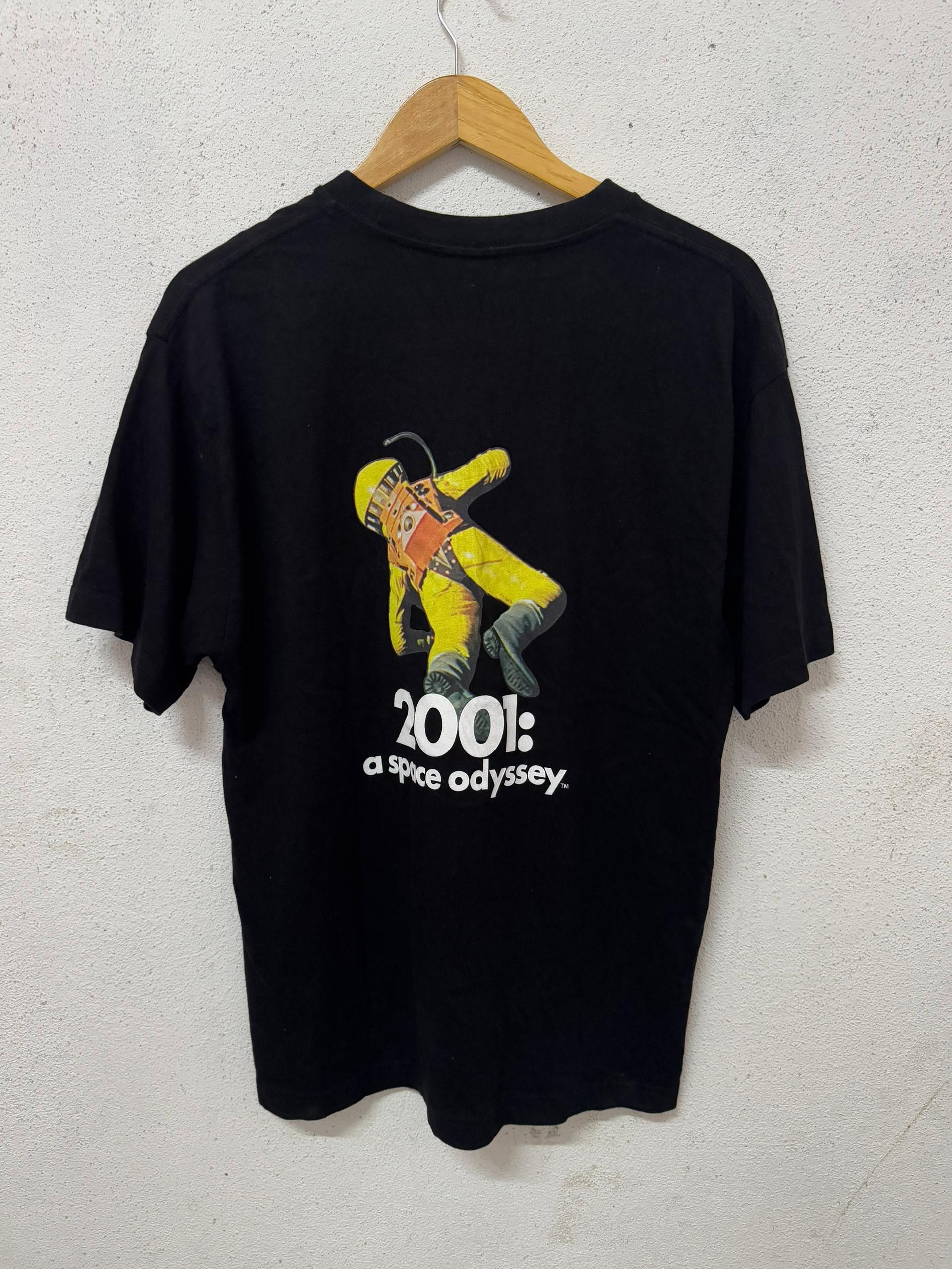 Other 2001 a space odyysey human terror tshirt Size US M / EU 48-50 / 2 - 1 Thumbnail