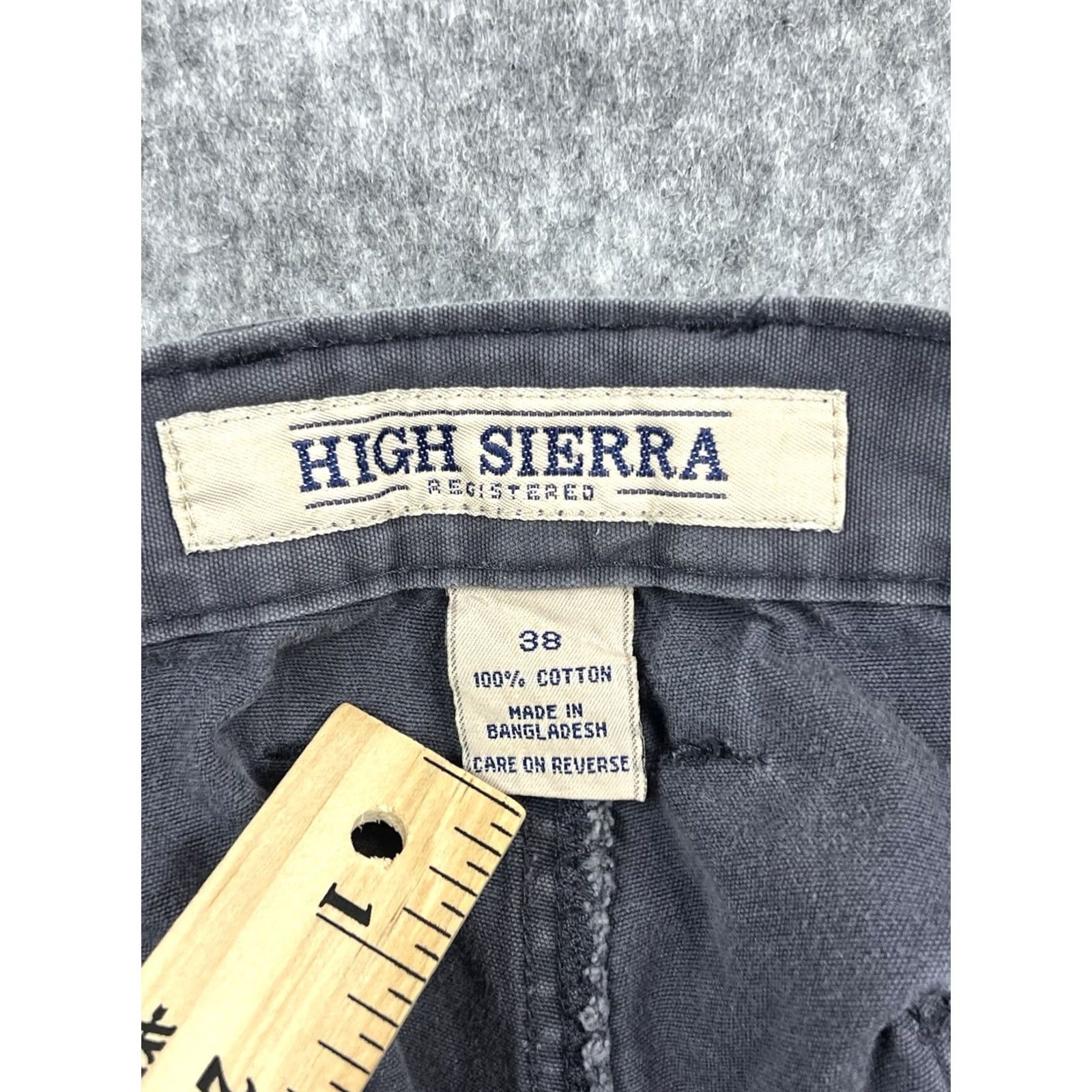 High Sierra VINTAGE High Sierra Cargo Shorts Mens Cotton Navy Gray 38 Regular Pockets Outdoor/Casual Shirt/Shorts Size US 38 / EU 54 - 7 Thumbnail