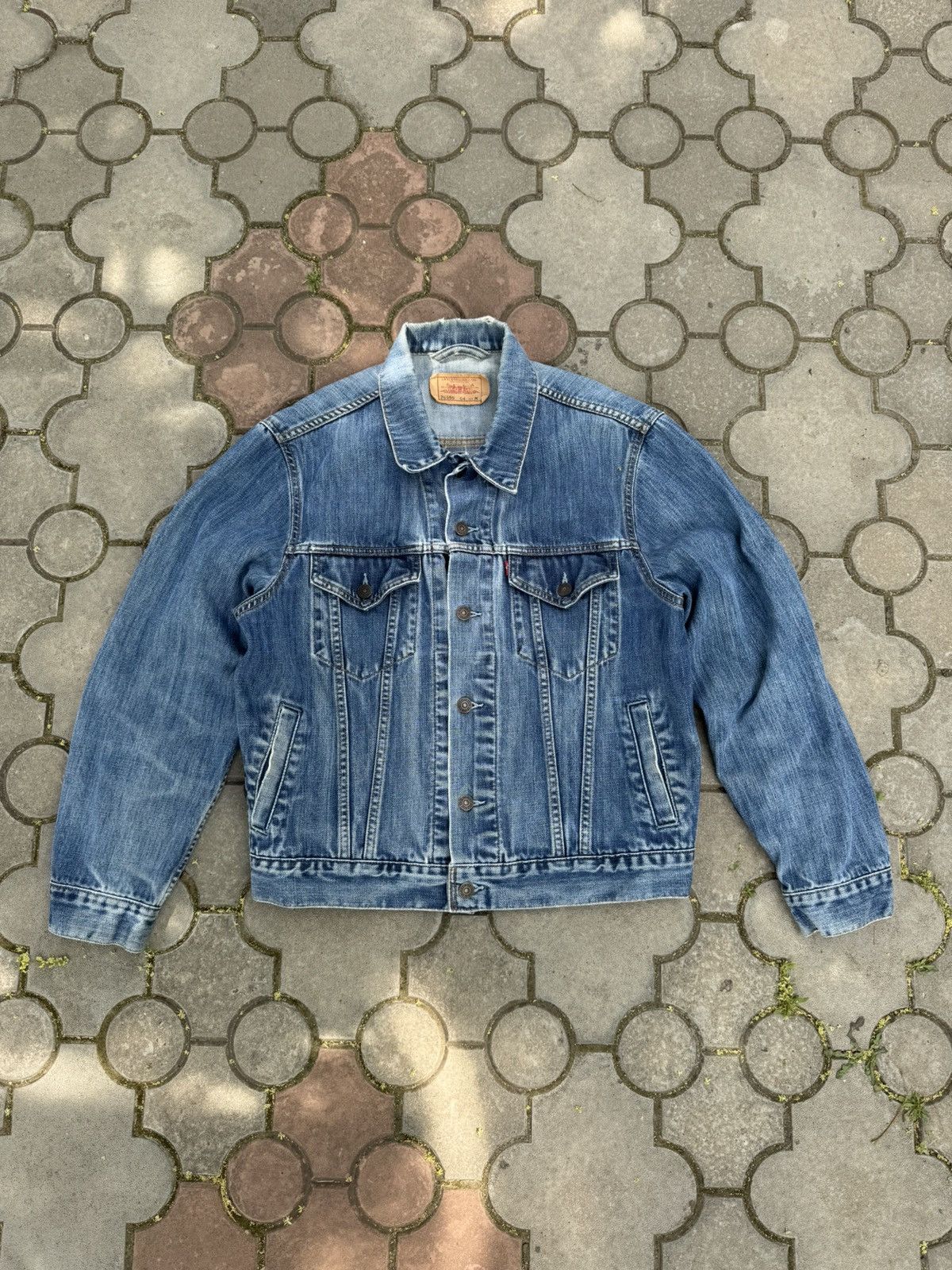 Levi's × Levi's Vintage Clothing × Vintage Vintage 90s Levi’s Denim Truck Jacket USA Size US M / EU 48-50 / 2 - 2 Thumbnail