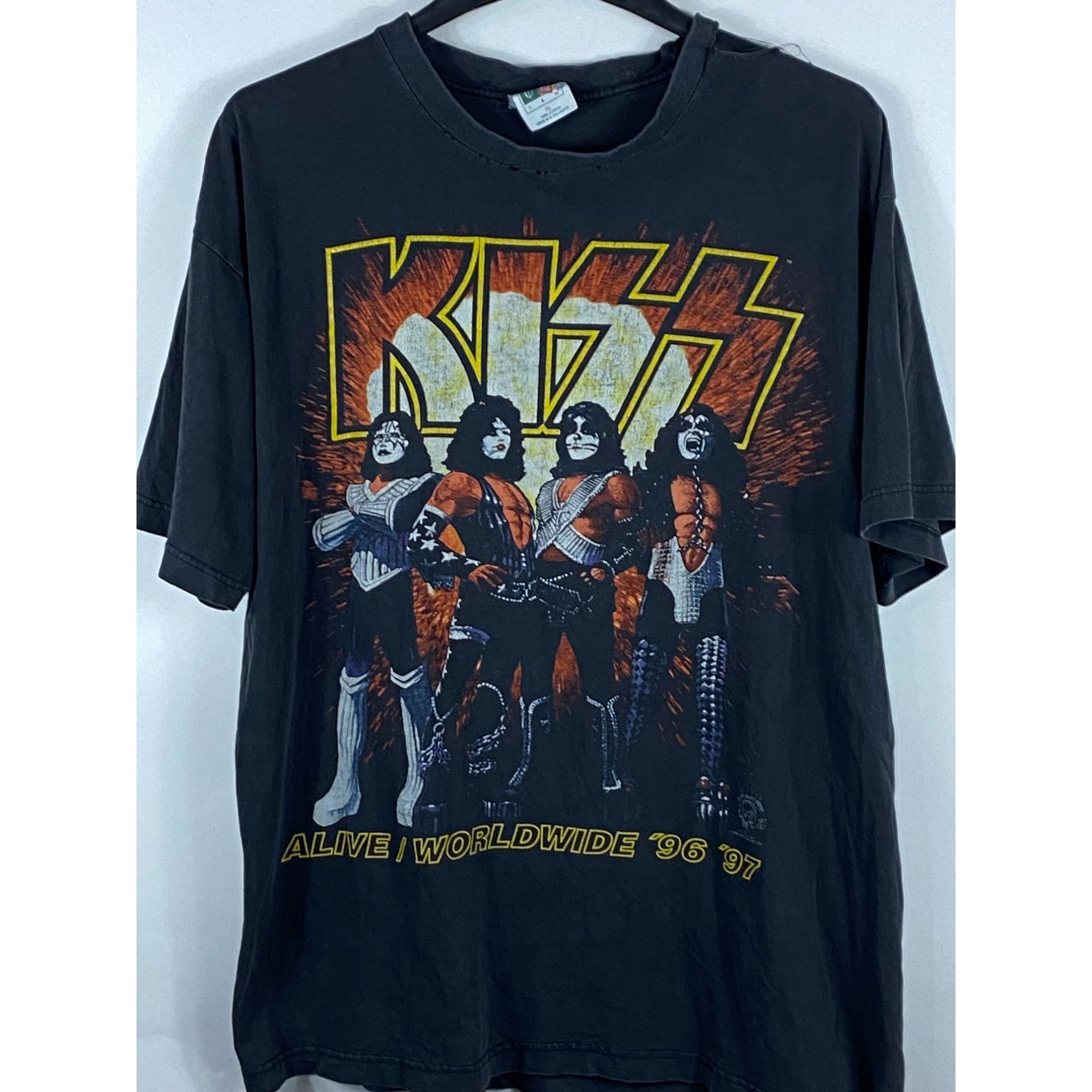 image of Vintage Cotton Wise Kiss Alive/worldwide Tour '96 '97 Tee Sh in Black, Men's (Size XL)