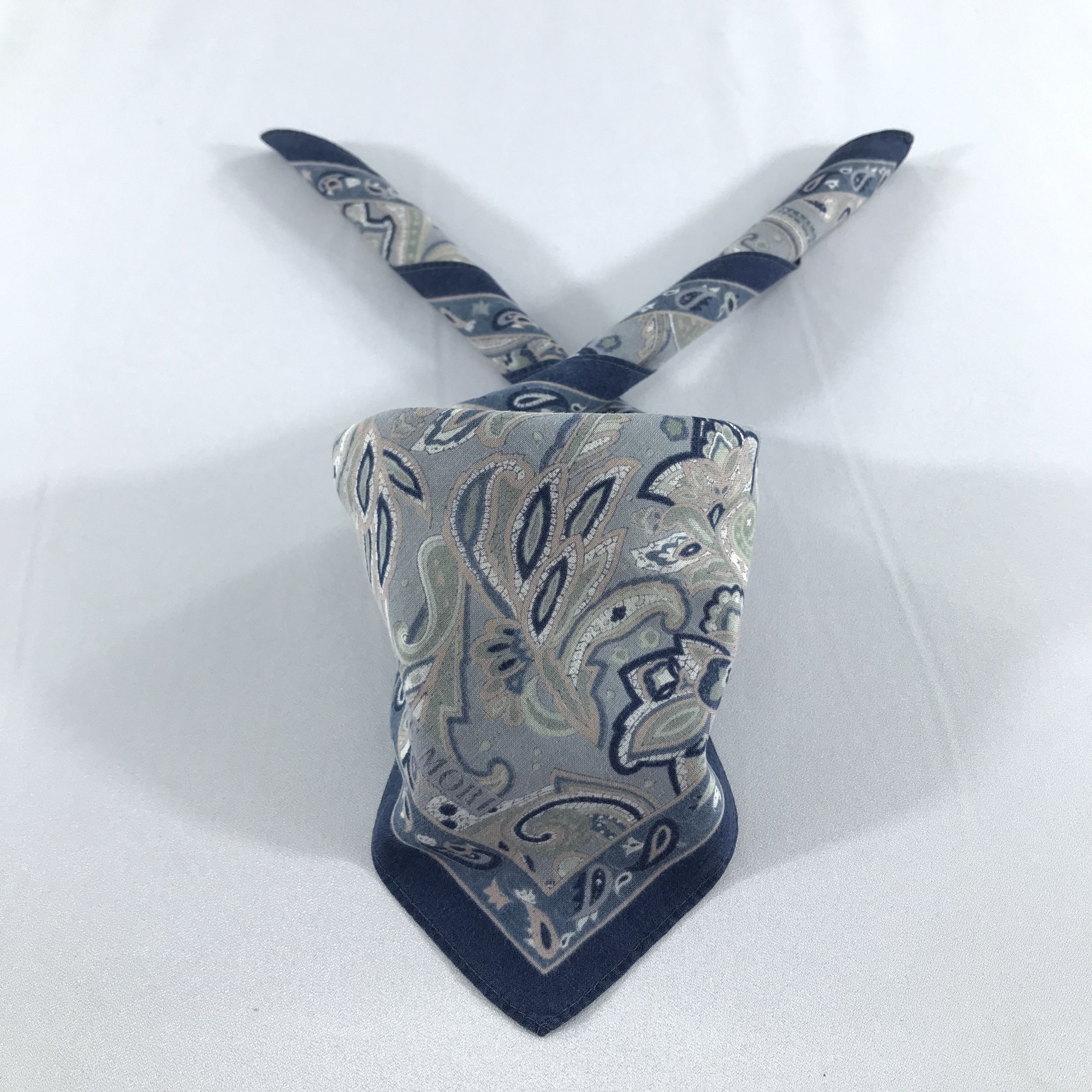 Hanae Mori Hanae Mori Paisley Handkerchief Neckerchief Bandana H1014 Size ONE SIZE - 1 Thumbnail