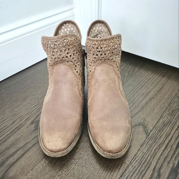Corral Circle G Q5020 Camel Leather Cutout Shortie Boho Distressed Size US 8.5 / IT 38.5 - 5 Thumbnail