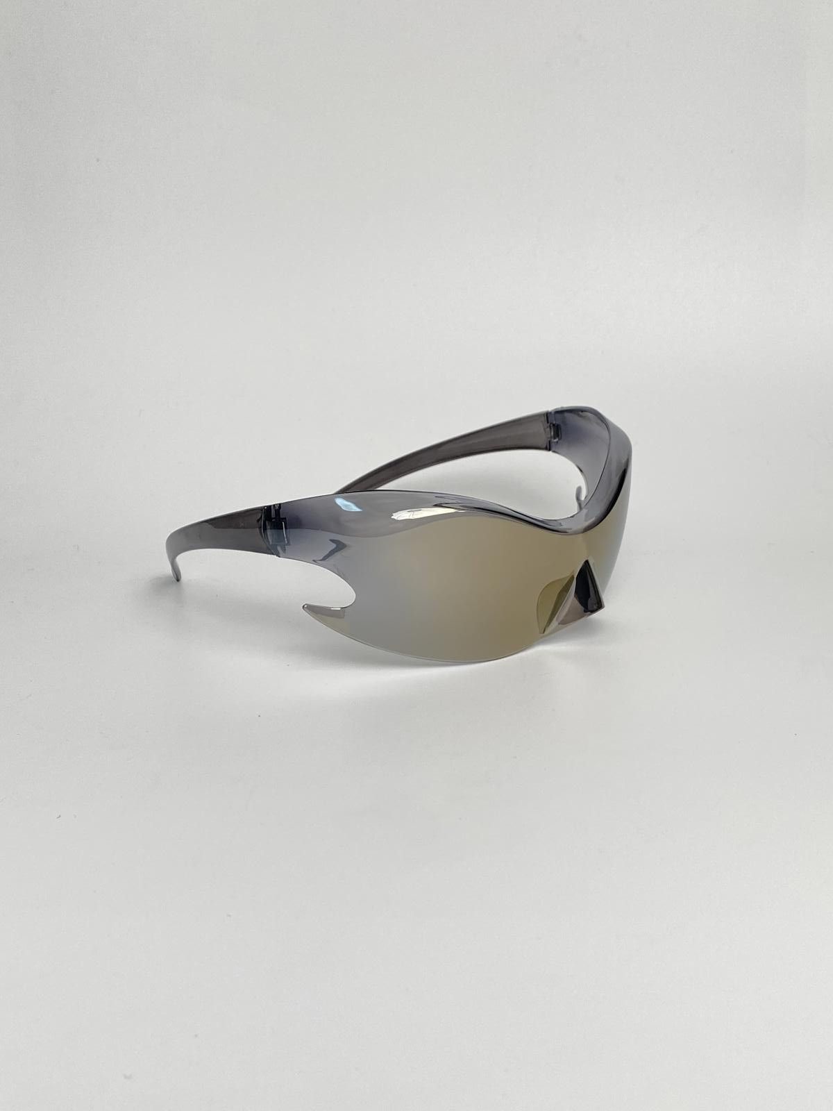Japanese Brand Y2k Vtg Avant Garde Futuristic Sliver Sunglasses Unisex OS Size ONE SIZE - 7 Thumbnail