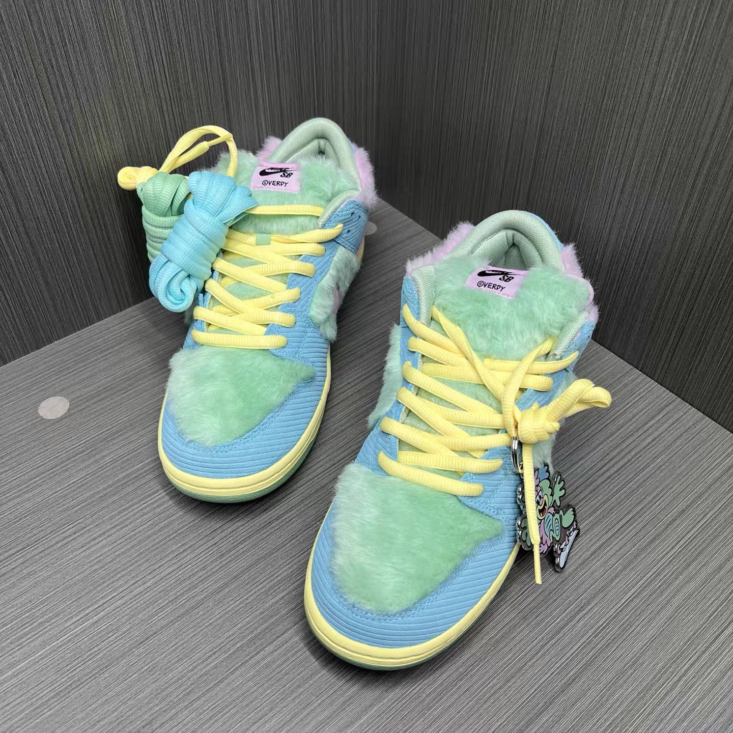 Nike Nike × Verdy Dunk SB Low Corduroy Skate Shoes K15 Size US 13 / EU 46 - 1 Thumbnail