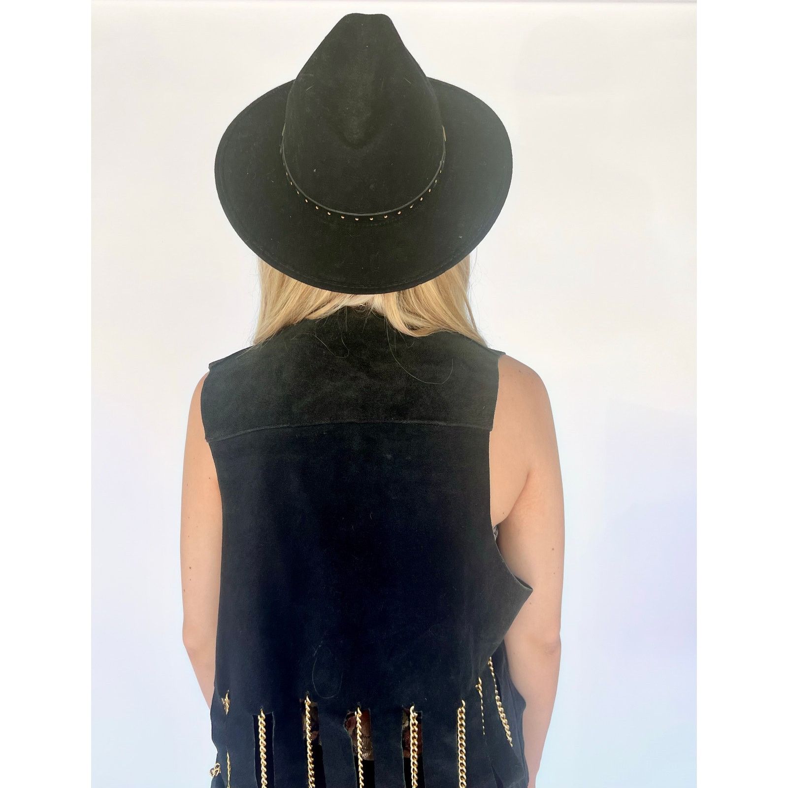 Vintage VTG Black Suede Vest w/ Gold Chain Fringe OS Size US M / EU 48-50 / 2 - 4 Thumbnail