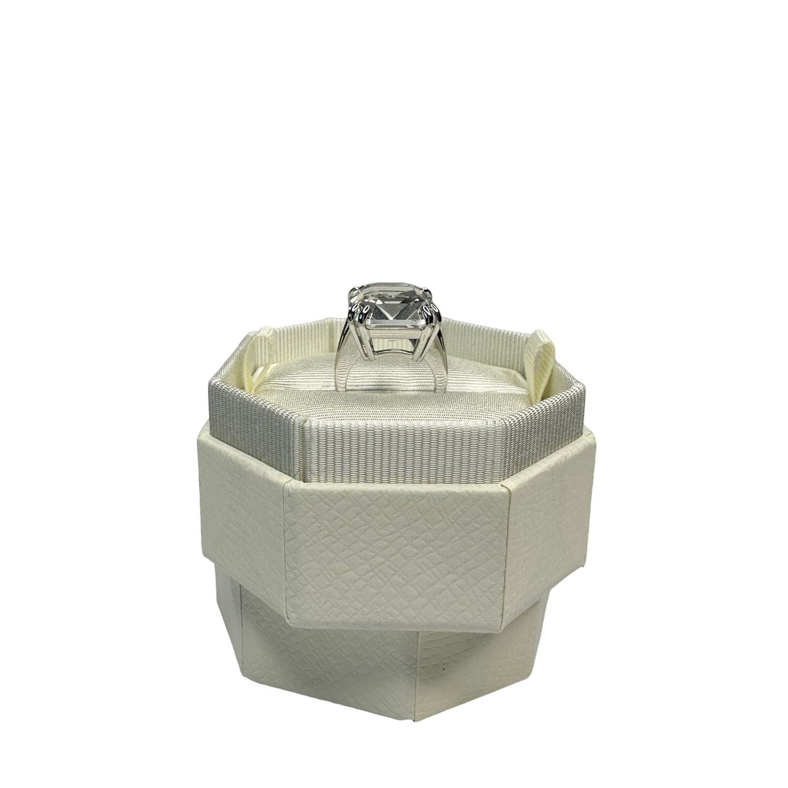 Swarovski Swarovski Mesmera cocktail ring Octagon cut 6 USA Size ONE SIZE - 3 Thumbnail