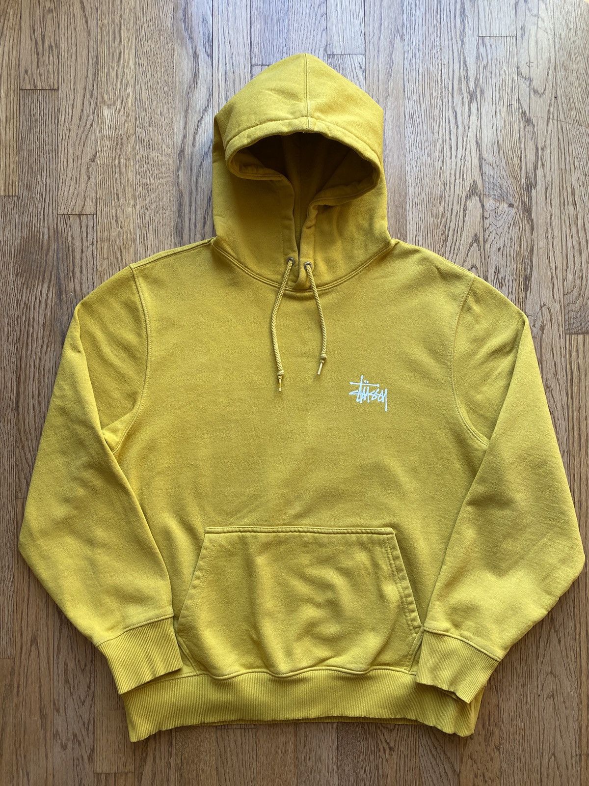 Stussy Stussy Yellow Basic Logo Hoodie Sz M Size US M / EU 48-50 / 2 - 2 Thumbnail