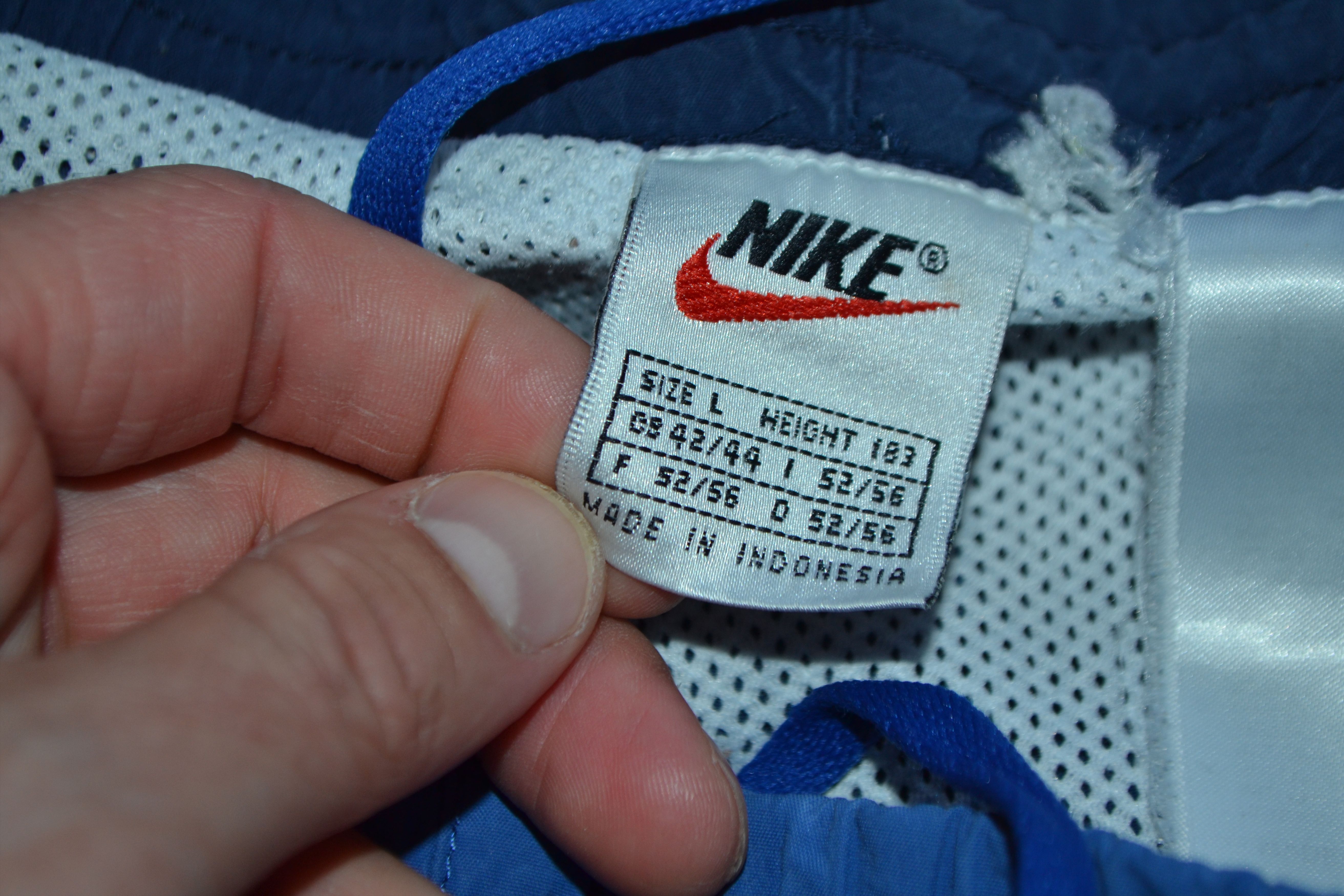 Nike Nike 90s Vintage Beach shorts Retro Style Size US 34 / EU 50 - 3 Thumbnail