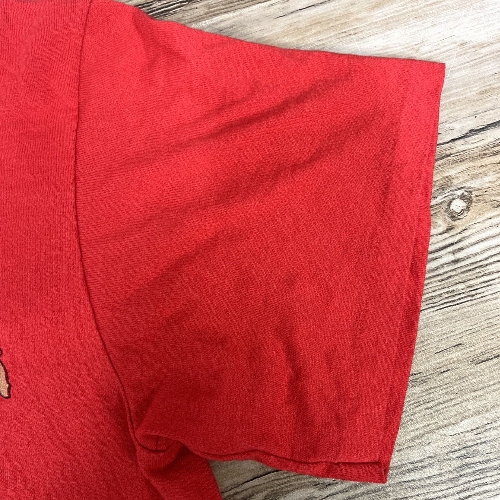 Vintage VINTAGE Oneita USA Red Eight Tiny Ducks Stitch T-Shirt Mens L Size US L / EU 52-54 / 3 - 5 Thumbnail