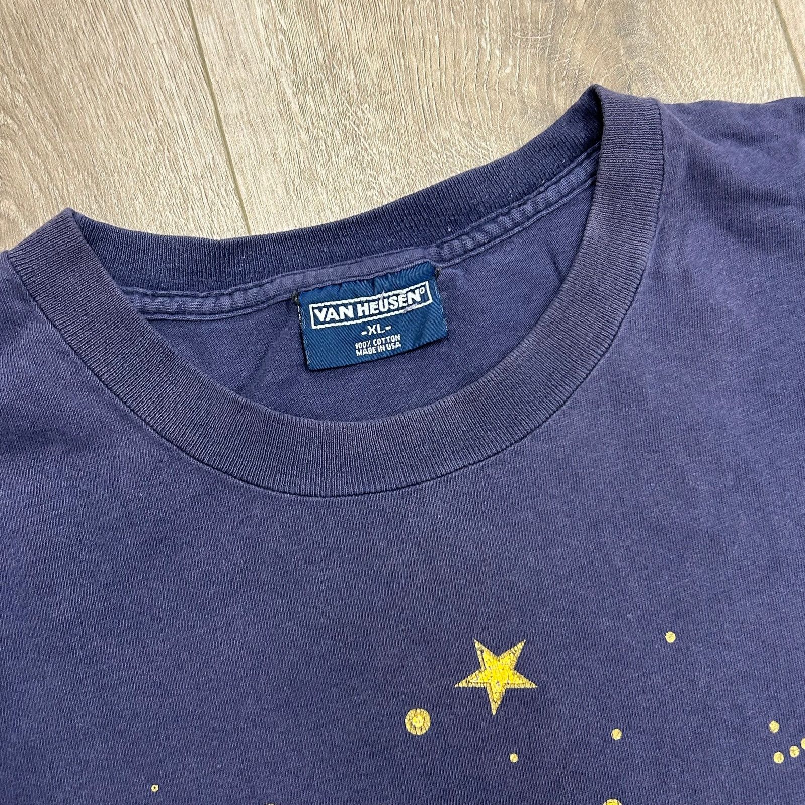 Vintage vintage 1990s Van Heusen Sun art Tee T Shirt Navy Blue XL Size US XL / EU 56 / 4 - 3 Thumbnail
