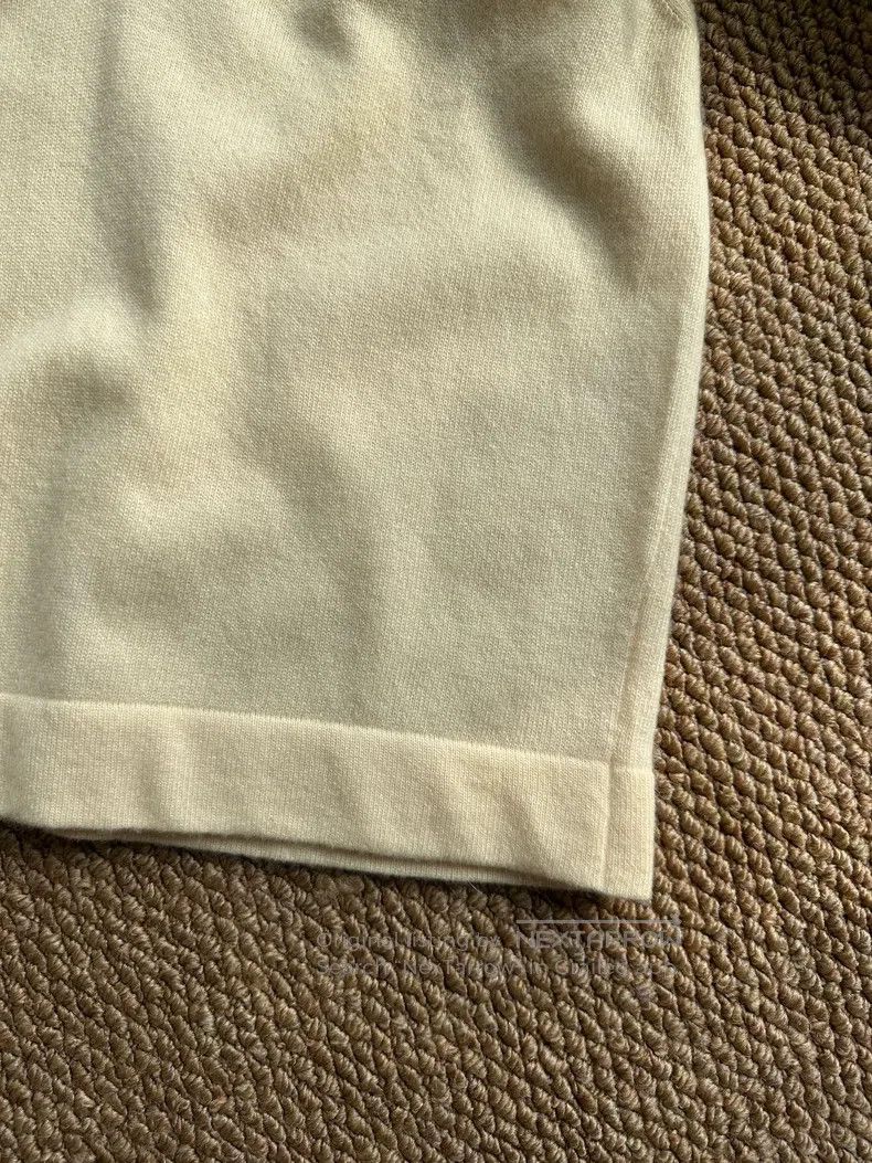Hermes Hermes Cashmere Deep V Neck Vest Sleeveless Top, Apricot Size M / US 6-8 / IT 42-44 - 3 Thumbnail