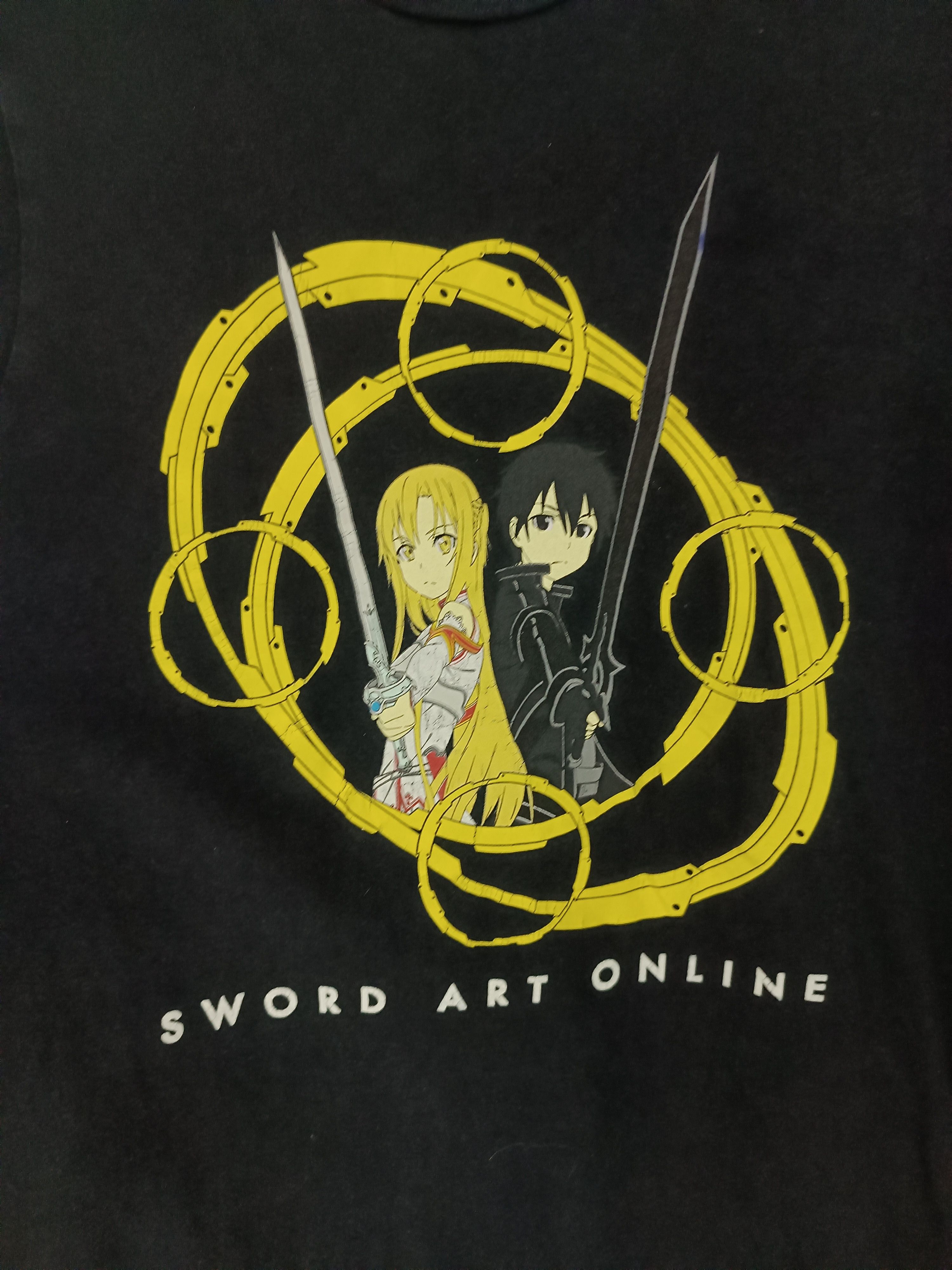 Anime VINTAGE SWORD ART ONLINE ANIME TEE solo leveling re:zero Size US S / EU 44-46 / 1 - 6 Thumbnail