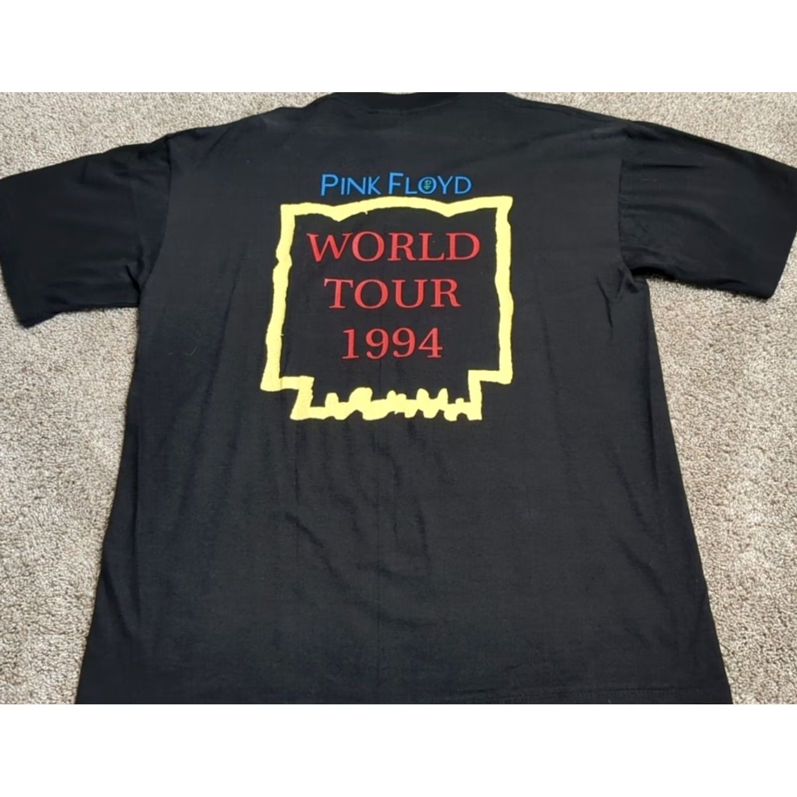 Vintage VINTAGE Pink Floyd 1994 World Tour T Shirt Brockum Band Made in USA Division Bell NWD LG Black Mens Size US L / EU 52-54 / 3 - 2 Thumbnail