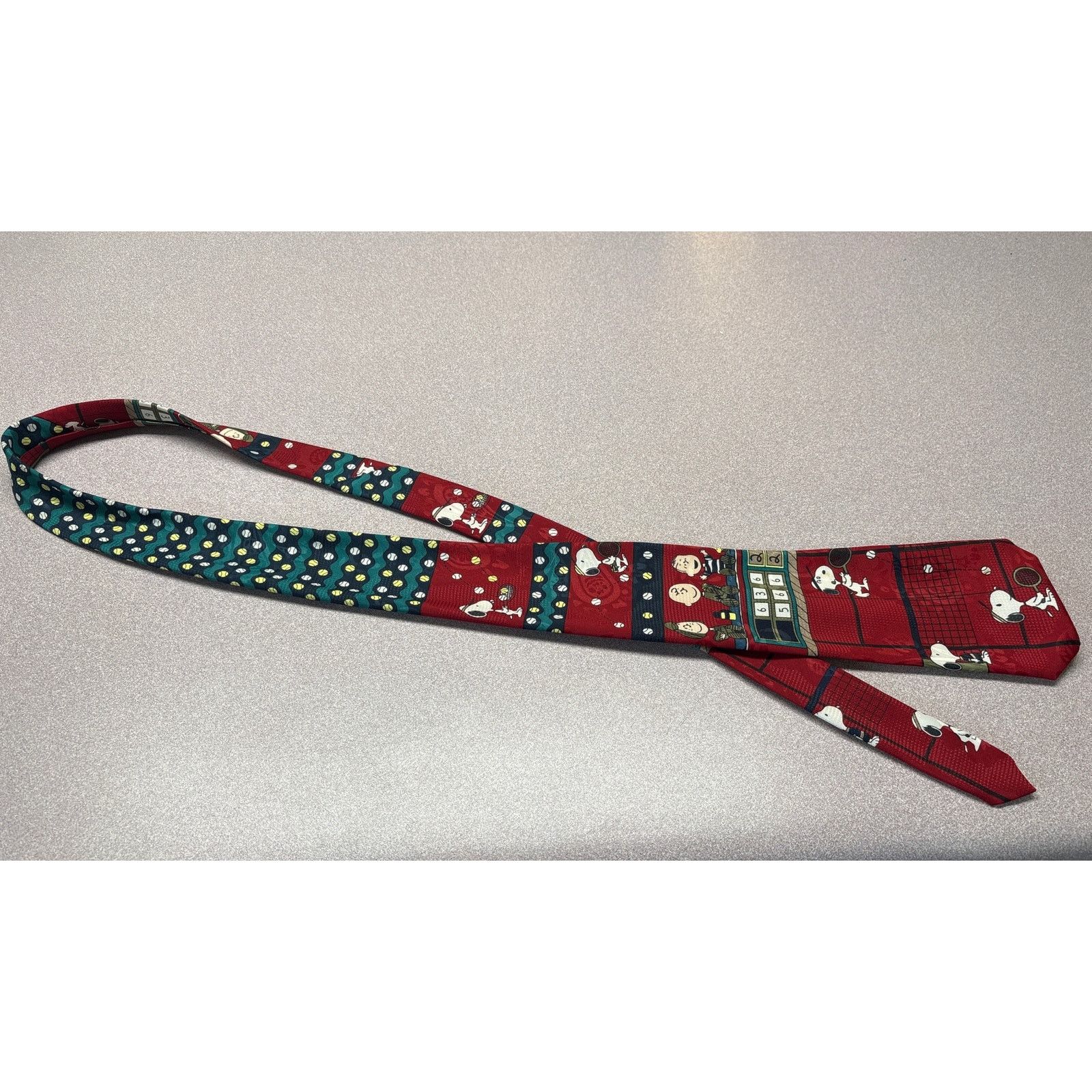 Other Snoopy and the Gang Red Tennis Tie Size ONE SIZE - 1 Thumbnail