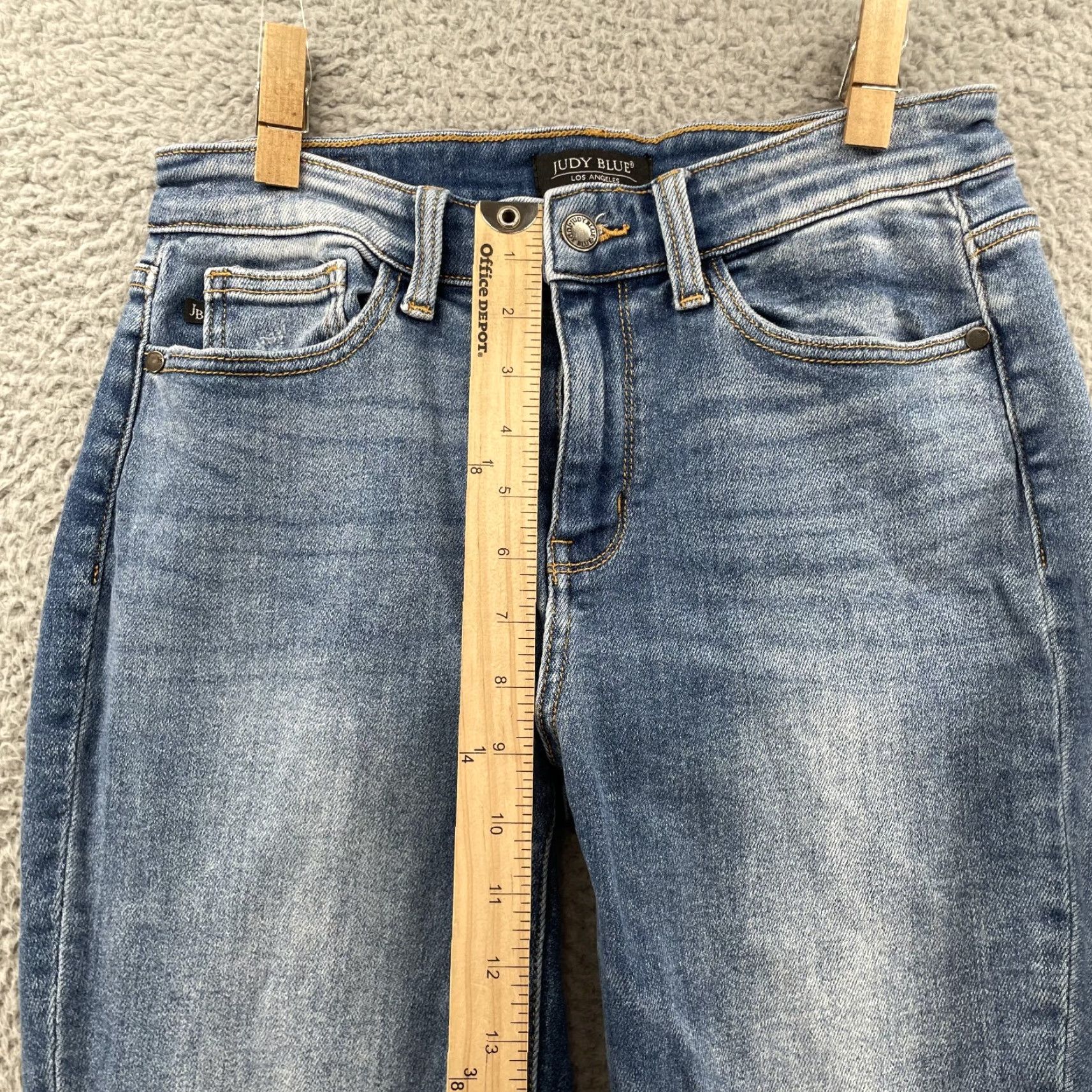 Vintage Judy Blue Jeans Women's 28* Slim Fit Mid Rise 90's Grunge Preppy Indie Denim Blue Jeans - Regular Size 28 Size 28" / US 6 / IT 42 - 5 Thumbnail