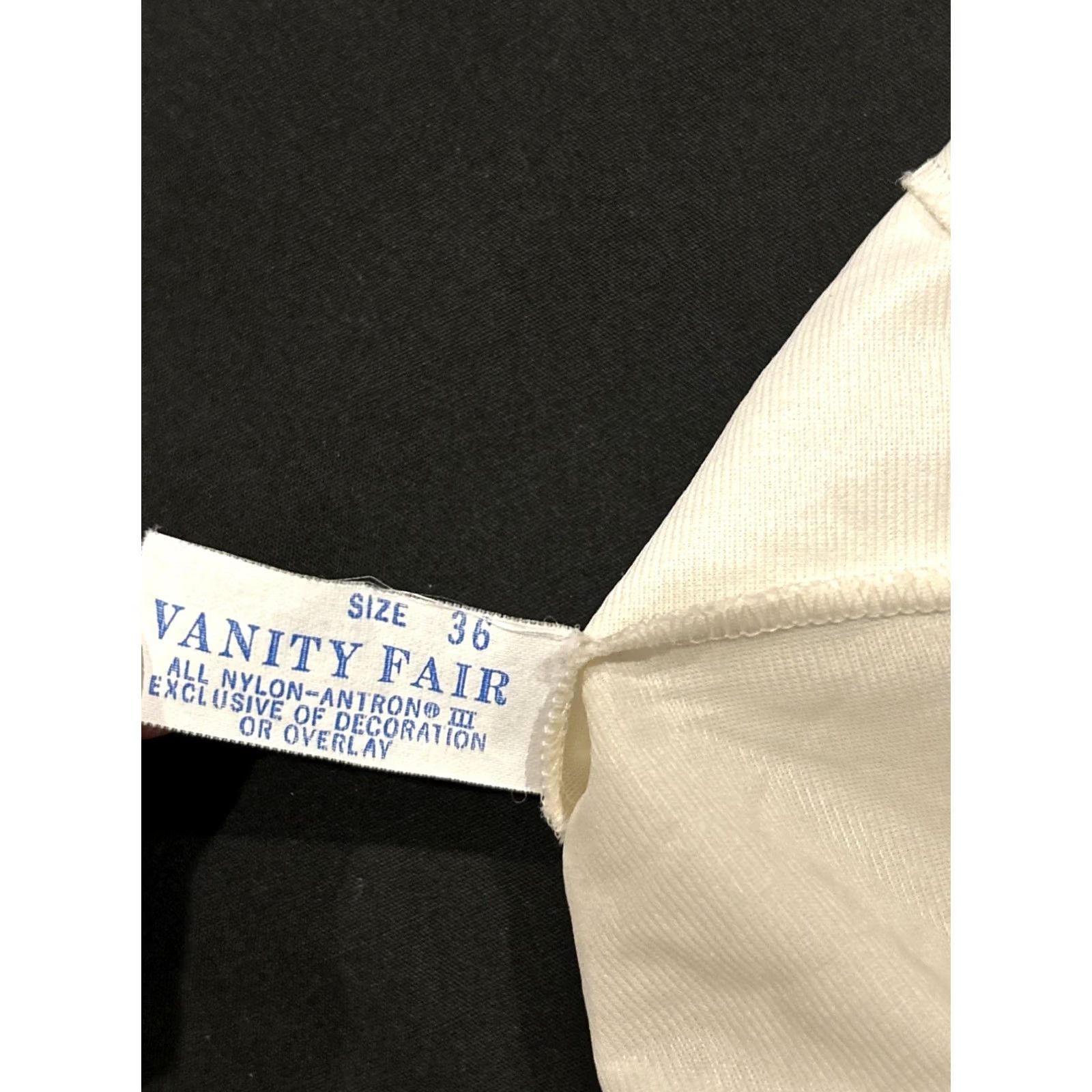 Vintage VINTAGE Vanity Fair Nylon Dress Slip Midi Length White 36 Womens 1960s Eveningwear A46 Size XS / US 0-2 / IT 36-38 - 2 Thumbnail