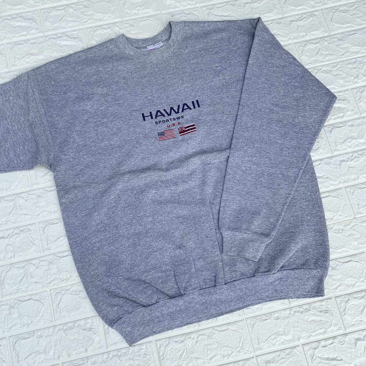 Hanes Vintage 90s Hanes Hawaii Sportswear USA Crewneck Sweatshirt Size US L / EU 52-54 / 3 - 3 Thumbnail