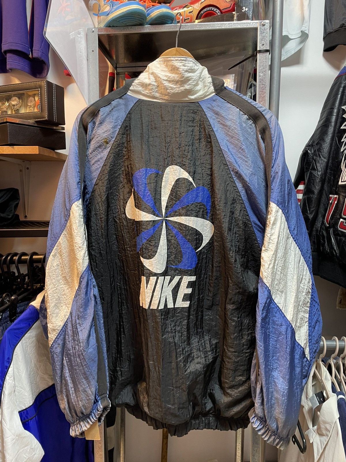 Nike Vintage 90s Nike Pinwheel Windbreaker Jacket Size US XL / EU 56 / 4 - 1 Thumbnail