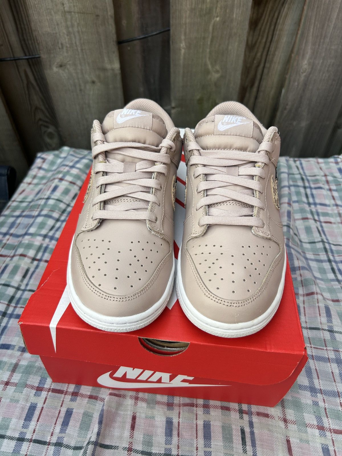 Nike Nike Dunk Low Primal Pink Size US 6.5 / EU 39-40 - 2 Thumbnail