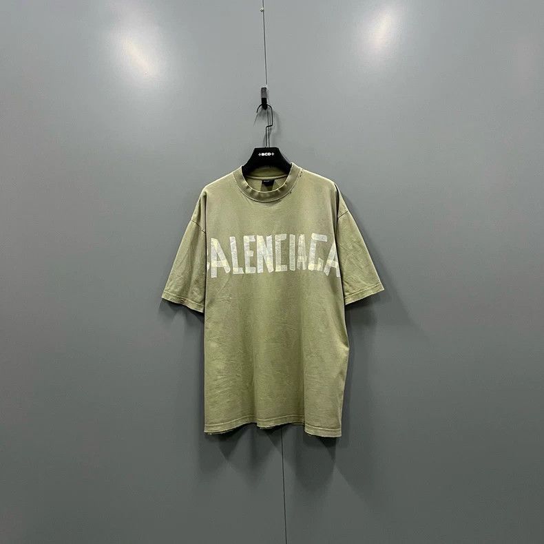 Balenciaga Balenciaga Washing to make old tape logo short sleeves Size US XL / EU 56 / 4 - 1 Thumbnail