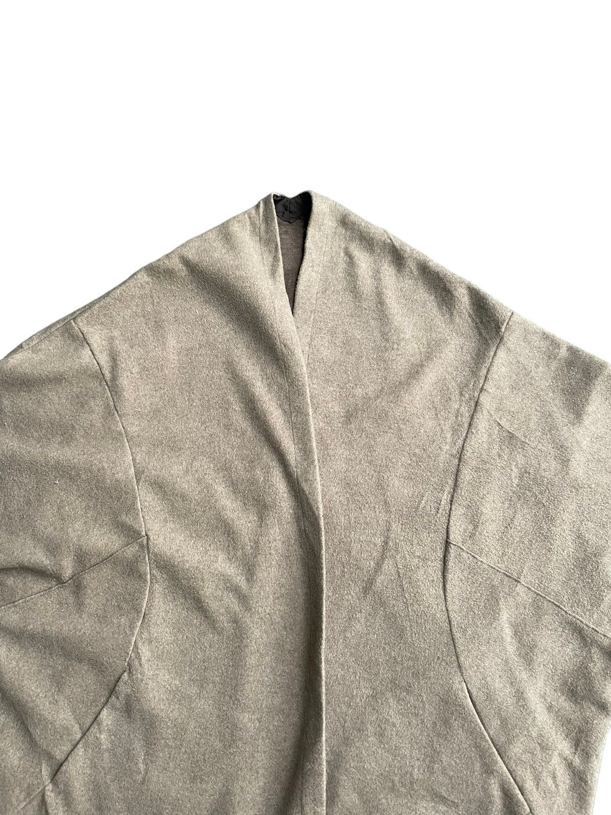 If Six Was Nine Studio Clip Cape Size XL / US 12-14 / IT 48-50 - 3 Thumbnail