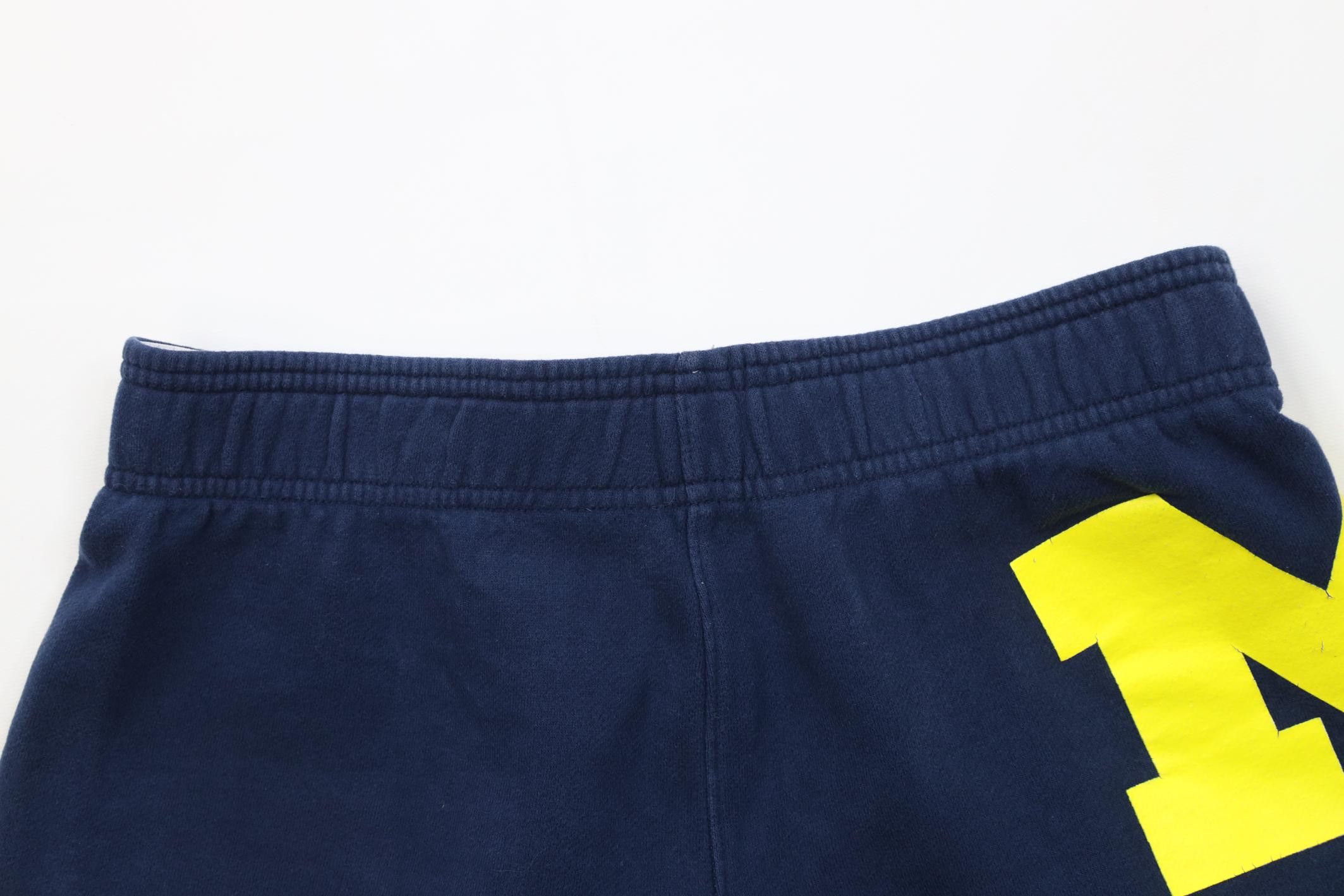 Adidas Y2K Adidas Block M University of Michigan Sweatpants Shorts Size 28" / US 6 / IT 42 - 8 Thumbnail
