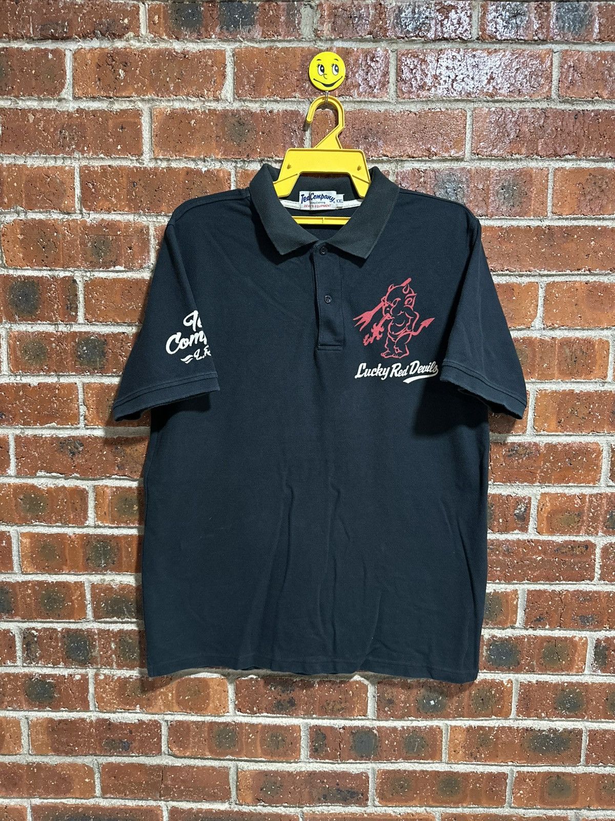 Tedman × Vintage Vintage Tedman Lucky Red Devils Polo Faded Tee Size US XXL / EU 58 / 5 - 2 Thumbnail
