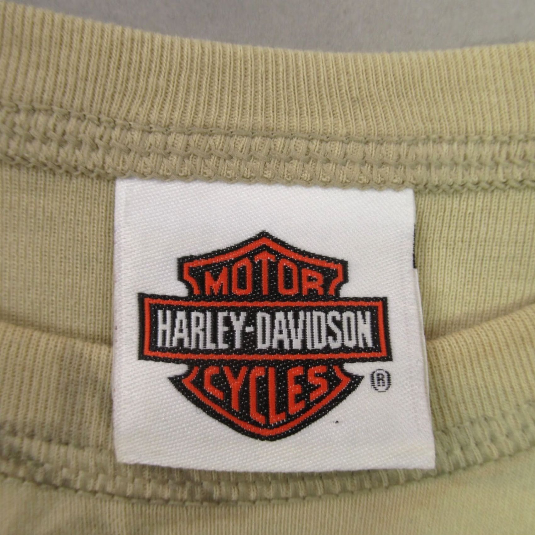Harley Davidson Harley-Davidson Shirt Womens Large Short Sleeve Crew Neck Nashville Tennessee Yellow Cotton Blend Logo Solid casual shirt Womens Regular Sizing Size L / US 10 / IT 46 - 4 Thumbnail