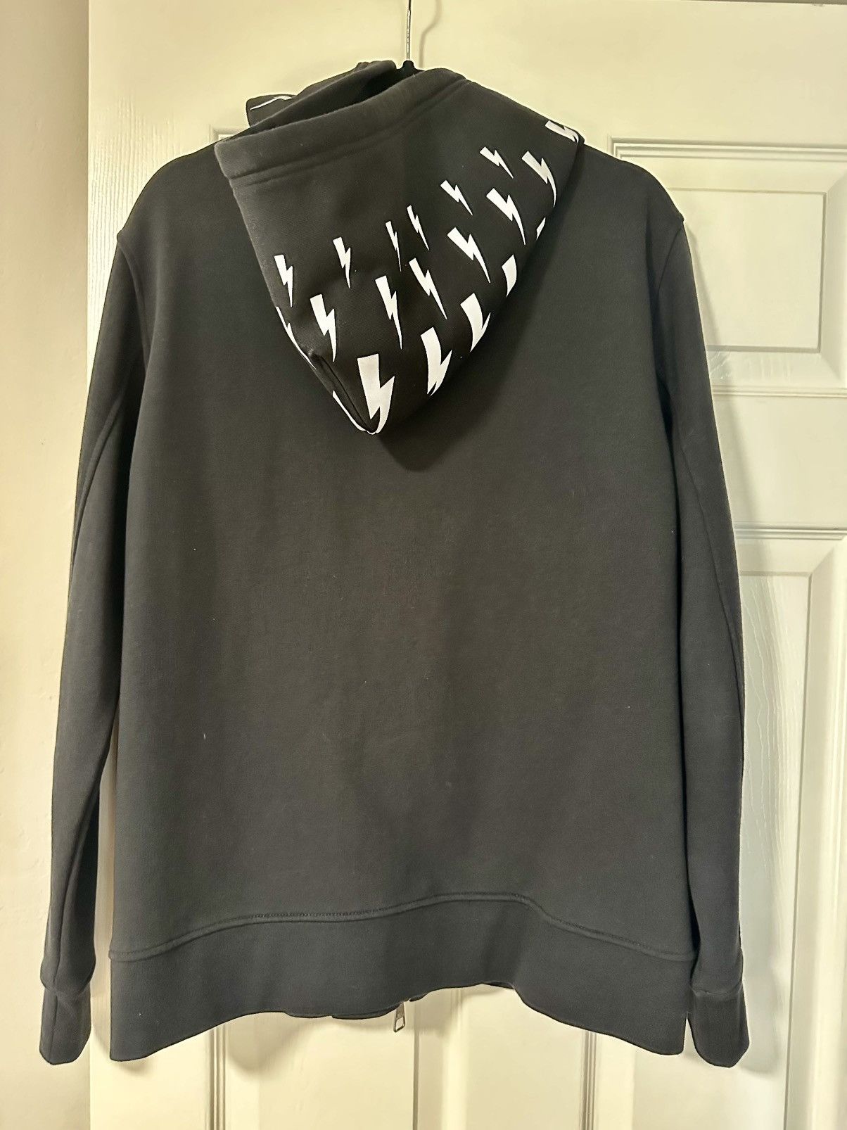 Neil Barrett Neil Barrett Thunderbolt Zip Hoodie M Size US M / EU 48-50 / 2 - 2 Thumbnail