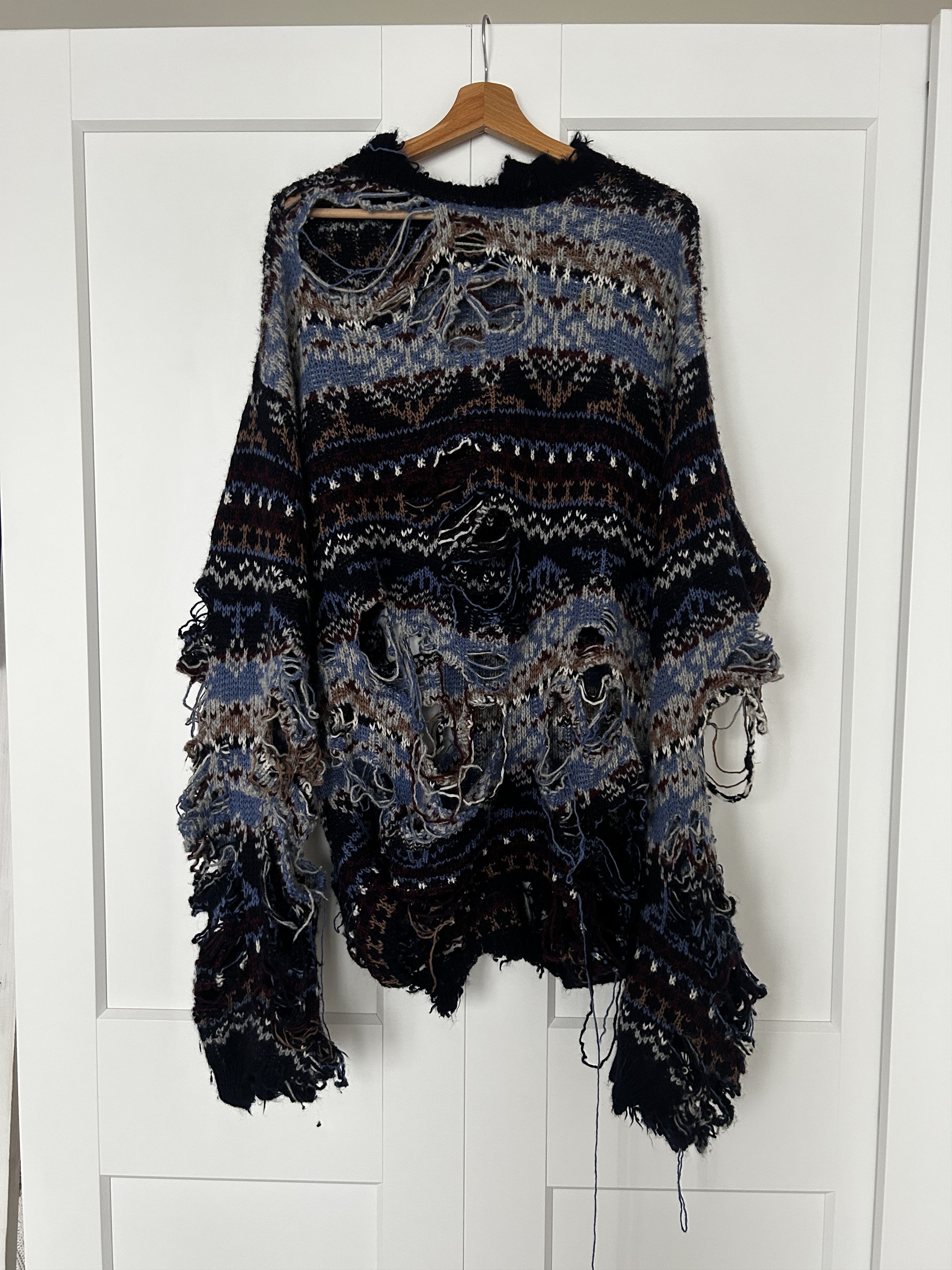 Balenciaga Balenciaga ripped Christmas jumper Size US XXL / EU 58 / 5 - 2 Thumbnail