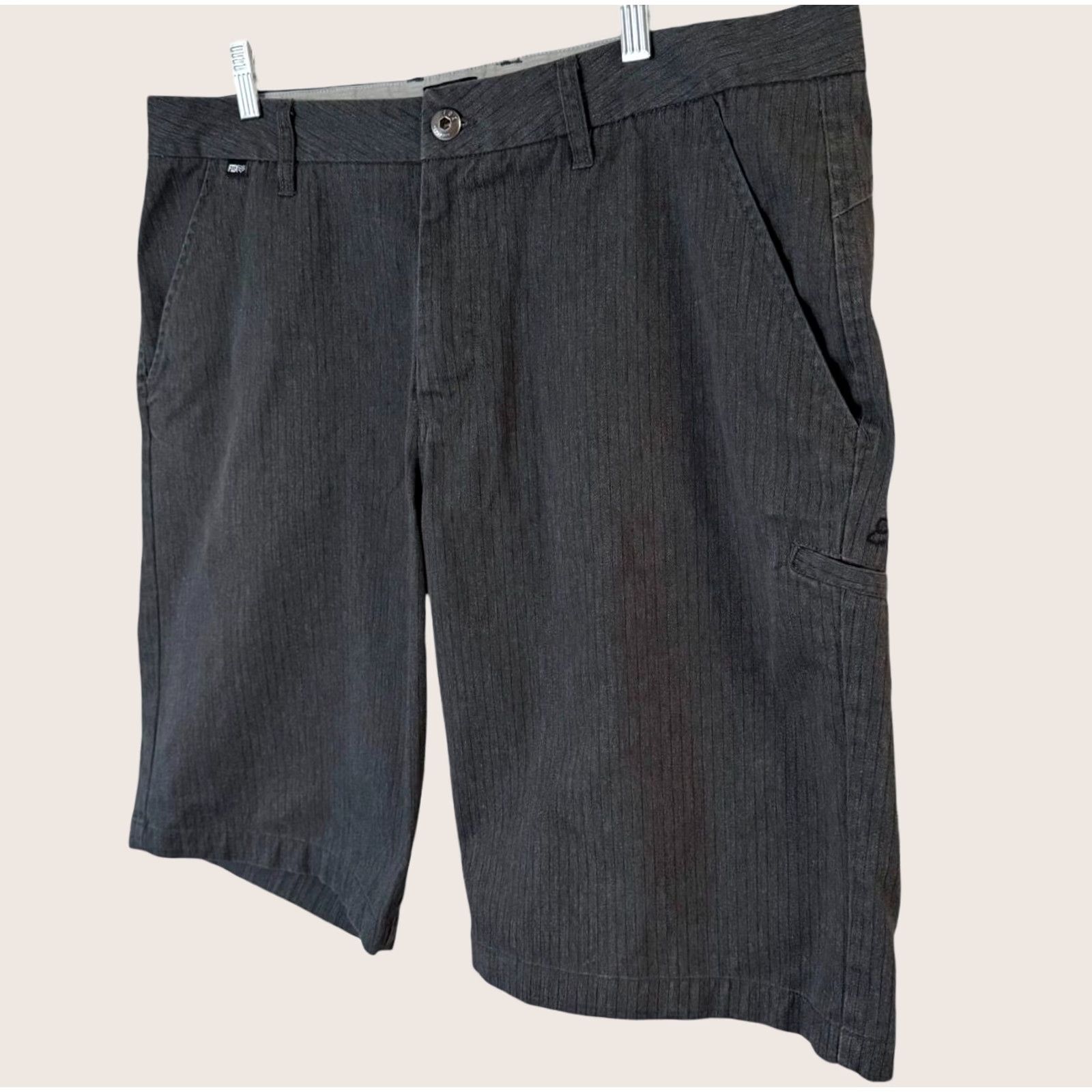 Fox Racing Fox Racing Essex Striped Chino Short Gray Flat-Front Casual Walkshorts Men 38 Size US 38 / EU 54 - 1 Thumbnail
