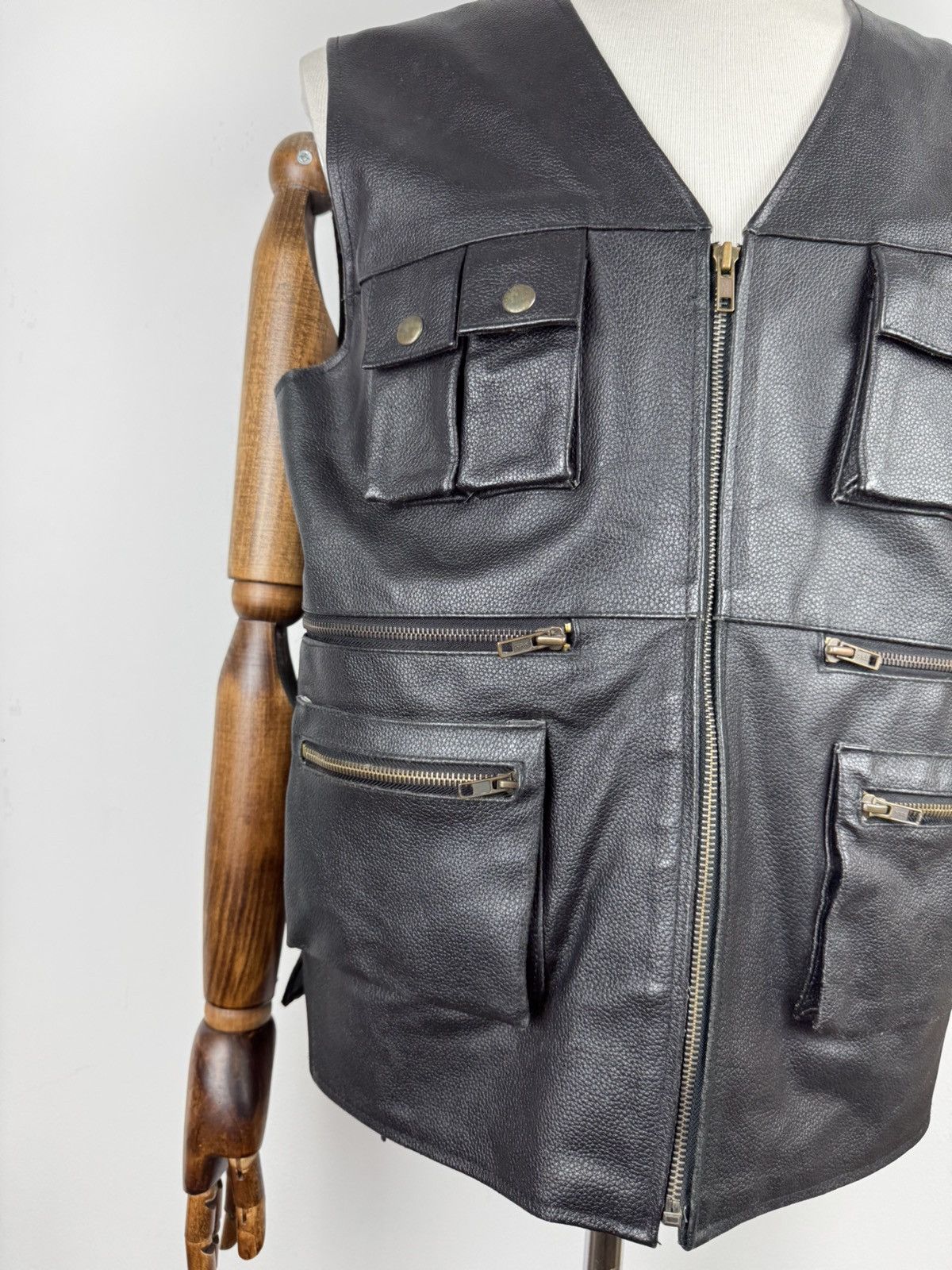 Vintage Vintage Real Leather Retro Bike Vest Jacket size L Size US XL / EU 56 / 4 - 3 Thumbnail
