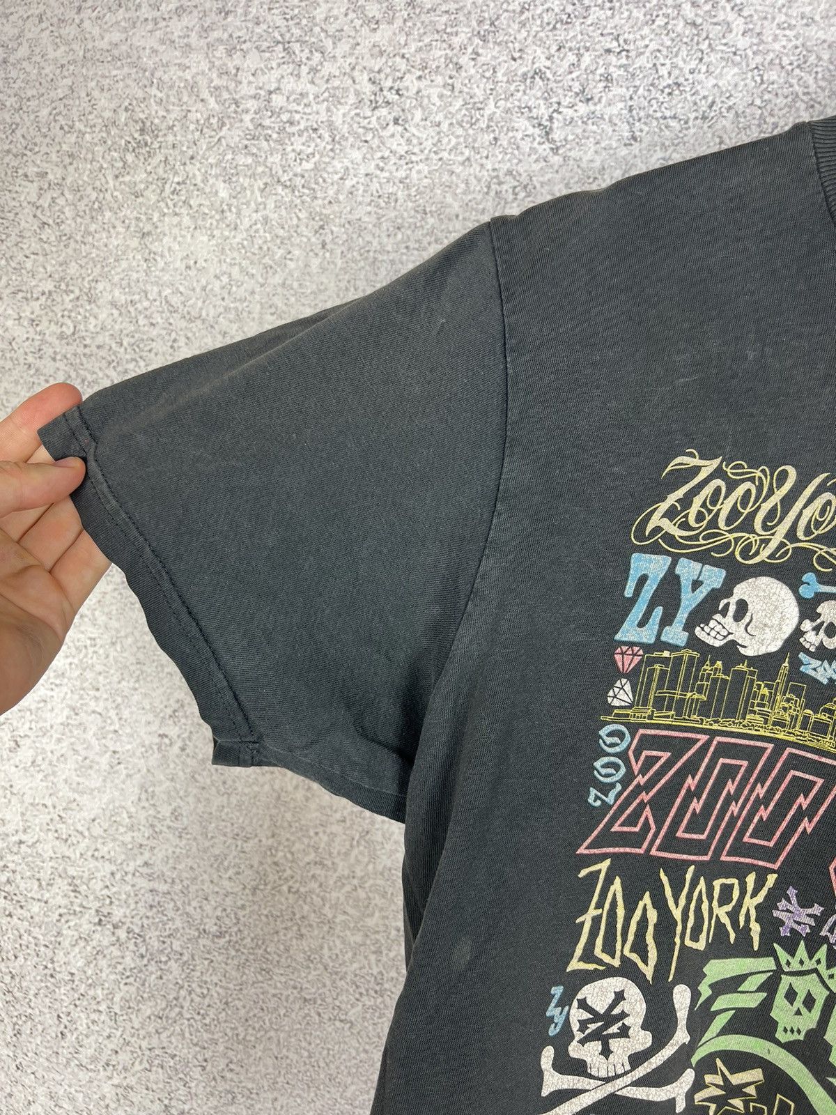 Zoo York Vintage Zoo York Y2K Skull T-Shirt Distressed Tee Size US M / EU 48-50 / 2 - 5 Thumbnail