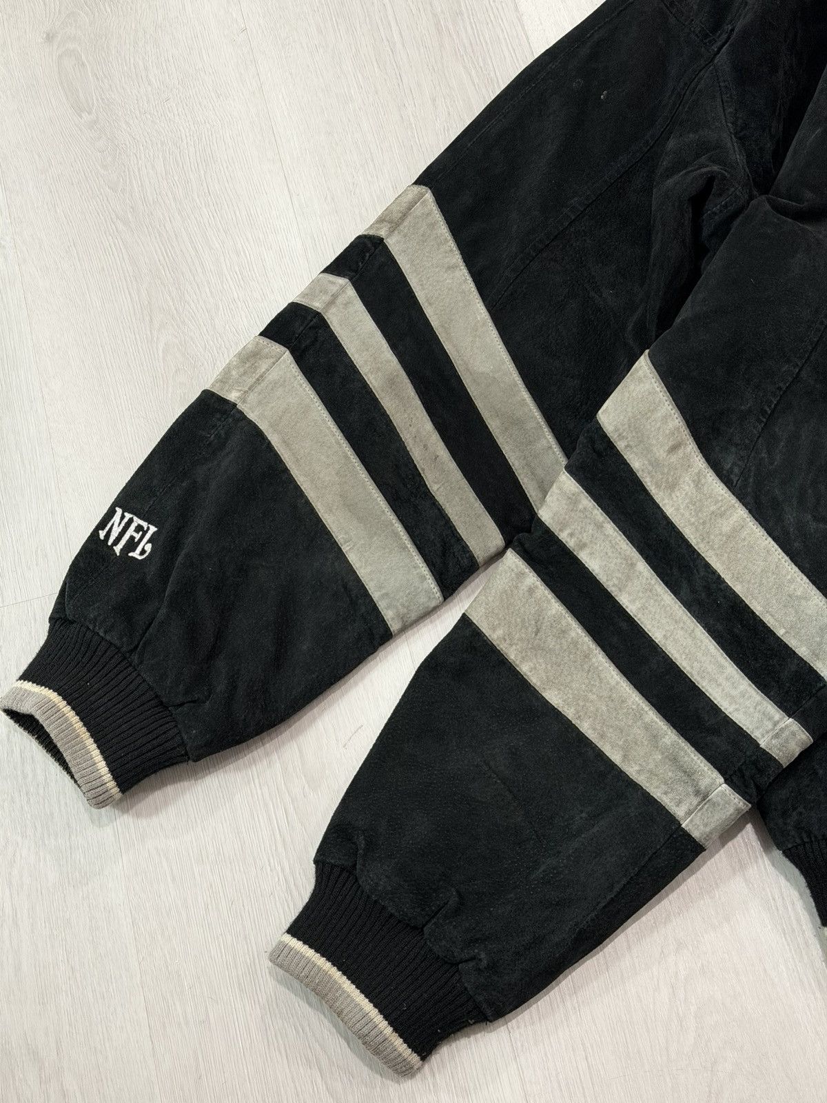 NFL Vintage Y2K Oakland Raiders Varsity Suede Leather Jacket L Size US L / EU 52-54 / 3 - 9 Thumbnail