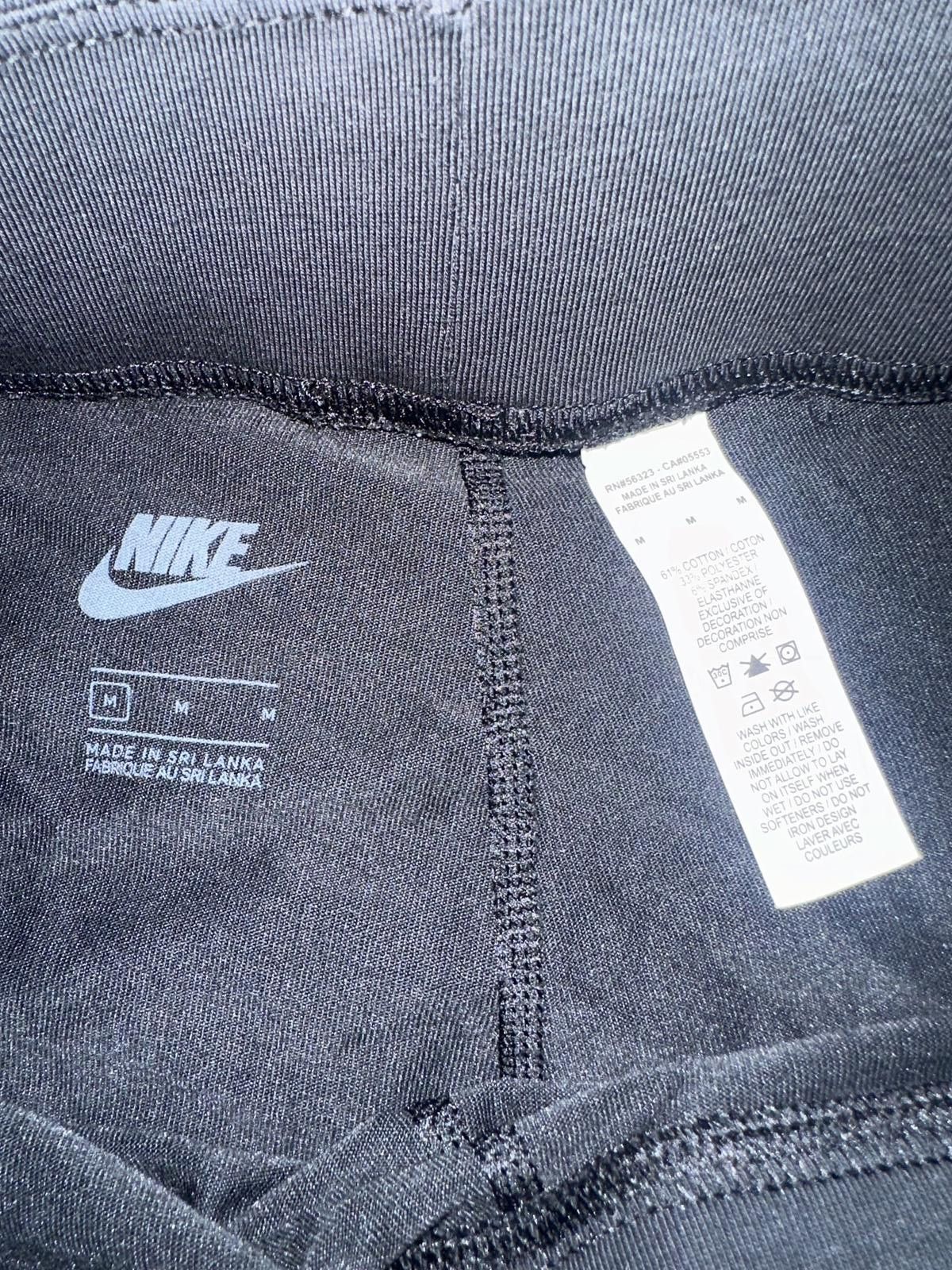 Nike Nike Sportswear Essential Women's Mid-Rise 10" Biker Shorts Size 32" / US 10 / IT 46 - 3 Thumbnail
