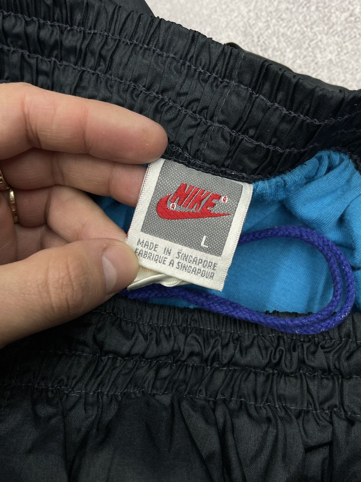 Nike Vintage Nike One Bowerman Drive Nylon Sweatpants Drill Size US 34 / EU 50 - 8 Thumbnail