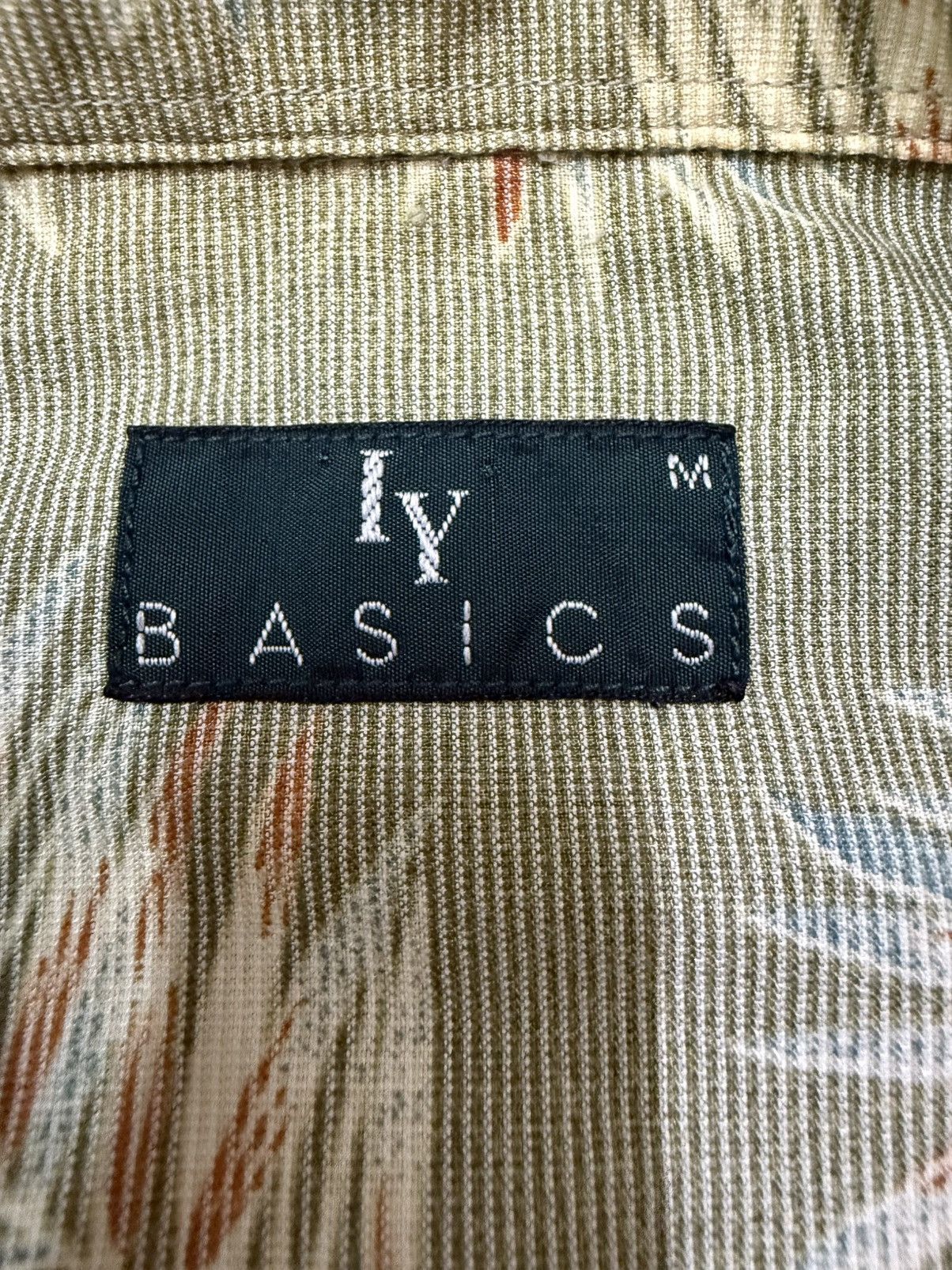 Japanese Brand VINTAGE IY BASICS FLORA DESIGN HAWAII BUTTON UP SHIRT Size US M / EU 48-50 / 2 - 5 Thumbnail