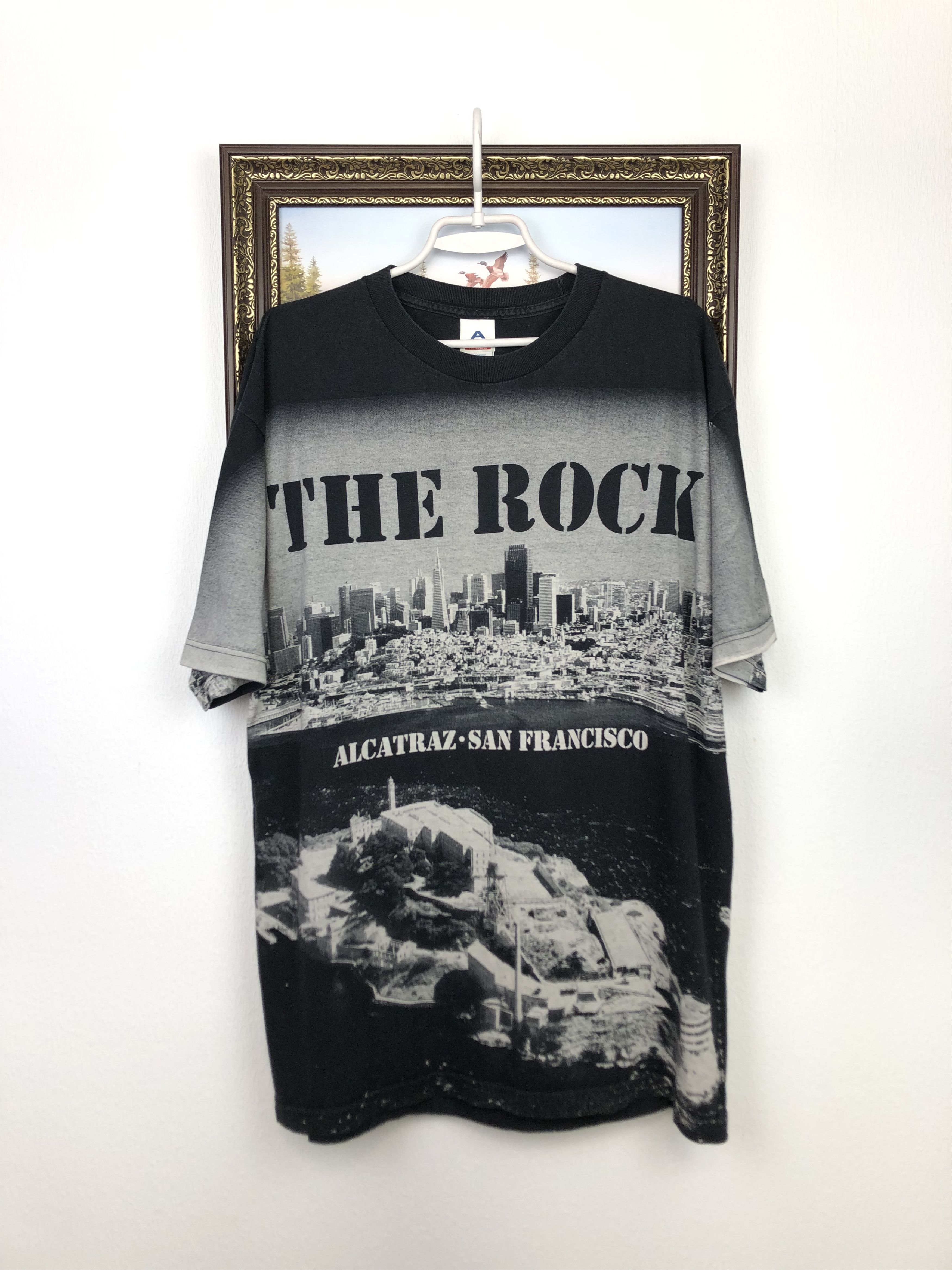 Vintage Vintage The Rock Alcatraz San Francisco Shirt Over Print Tee Size US XL / EU 56 / 4 - 1 Thumbnail