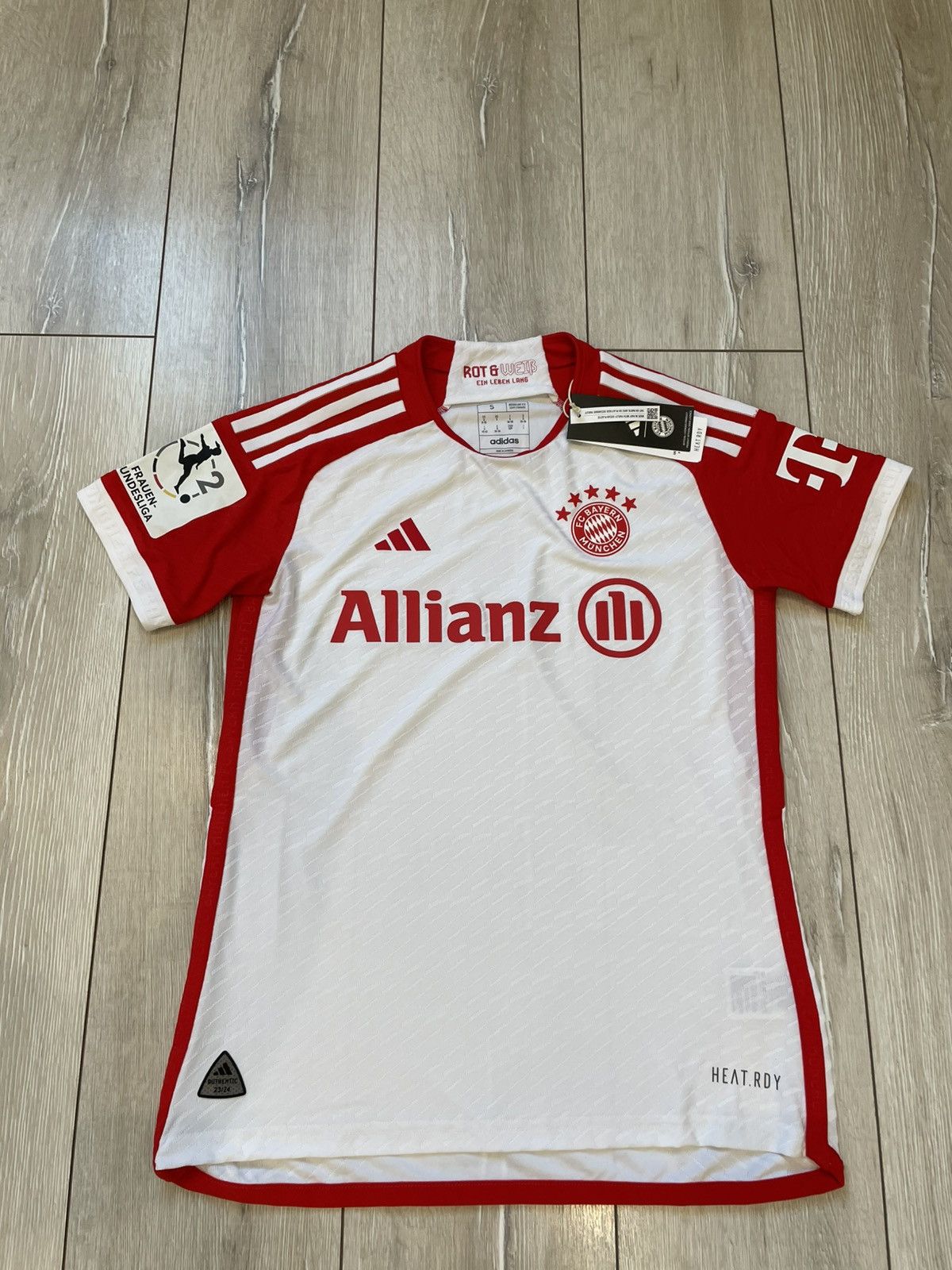 Adidas Adidas Bayern Munich 23/24 Player Version Womans Home Jersey Size S / US 4 / IT 40 - 1 Thumbnail