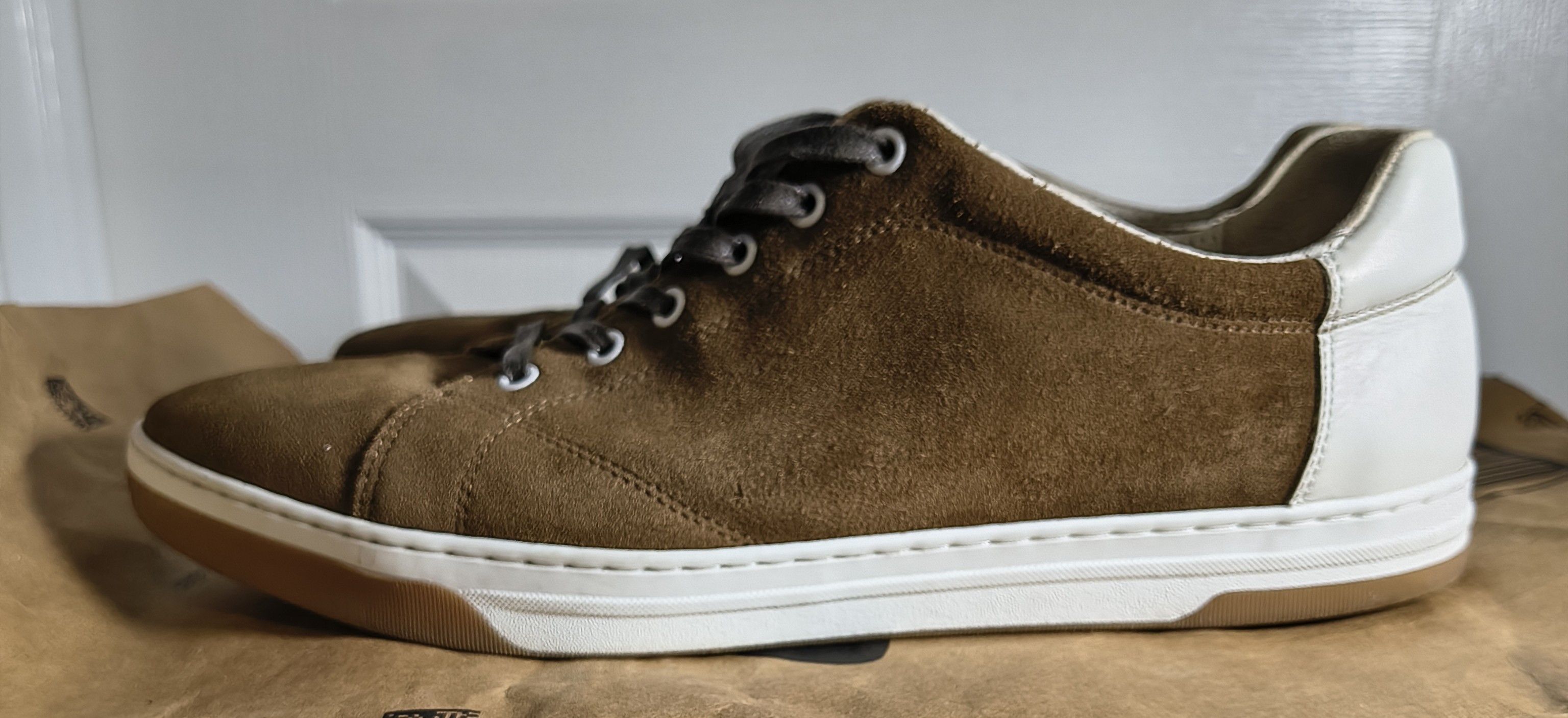Johnston & Murphy Johnston & Murphy Fenton Sneaker Brown Suede Men 13M Size US 13 / EU 46 - 3 Thumbnail