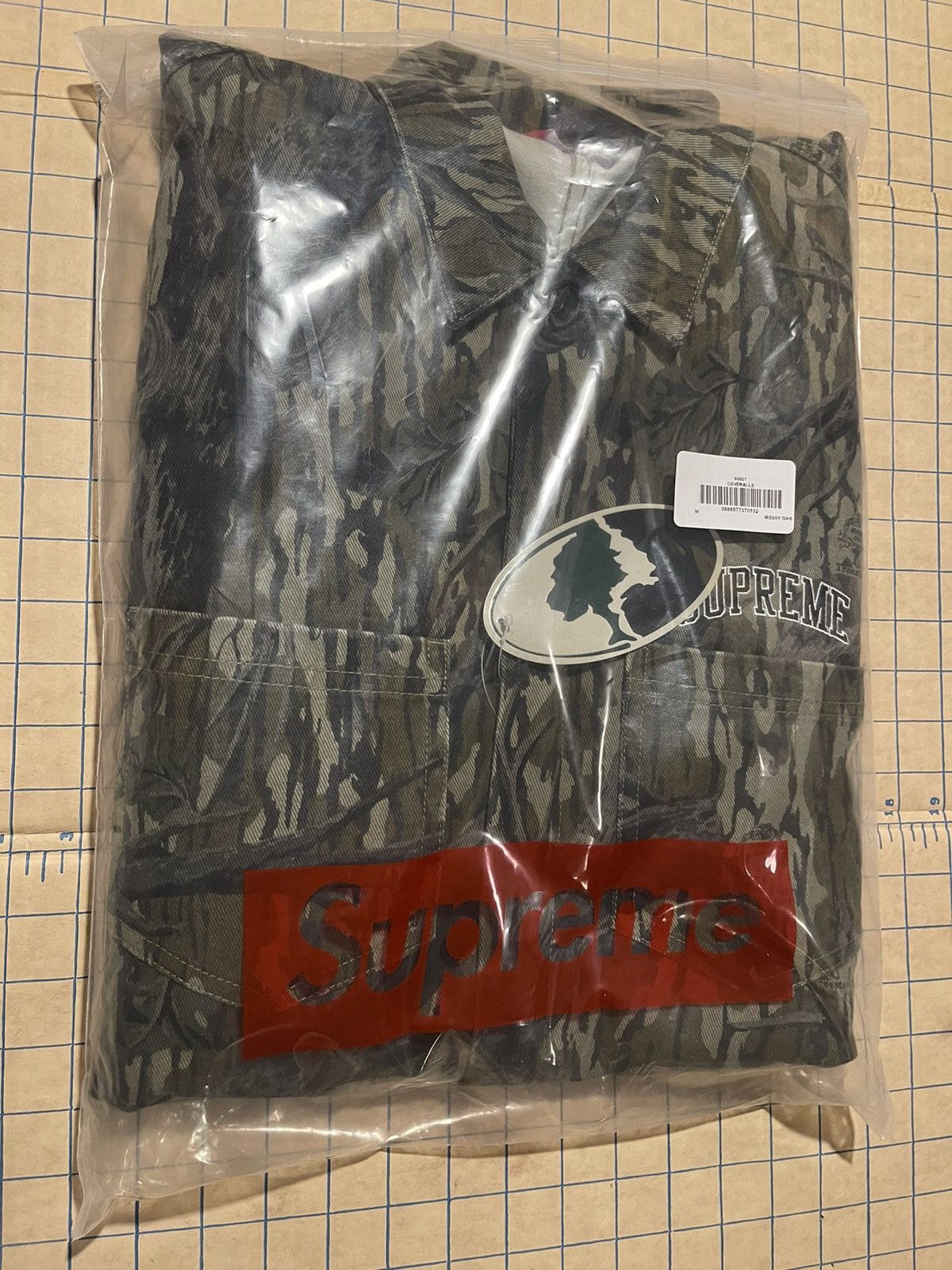 image of Mossy Oaks x Supreme 2018 Supreme Coveralls Mossy Oak Medium, Men's