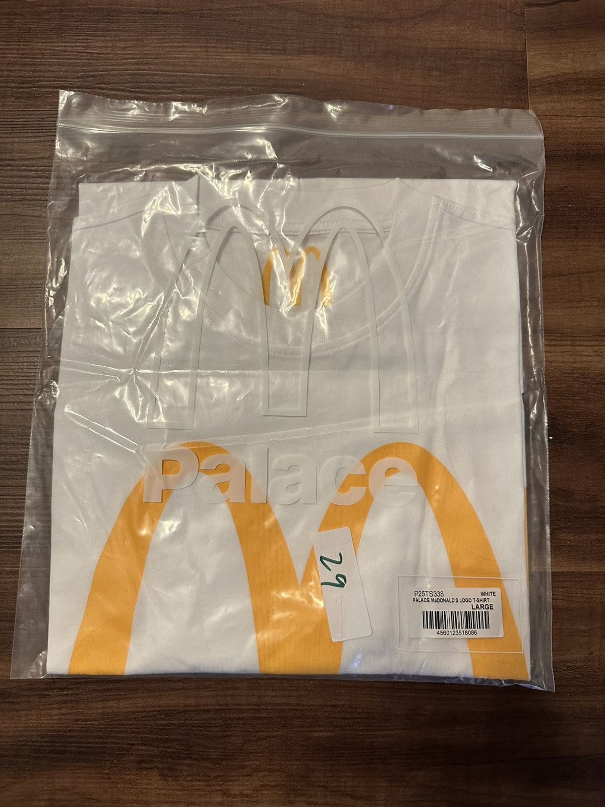 Palace Palace x McDonald’s White Logo T-Shirt Size US L / EU 52-54 / 3 - 1 Thumbnail