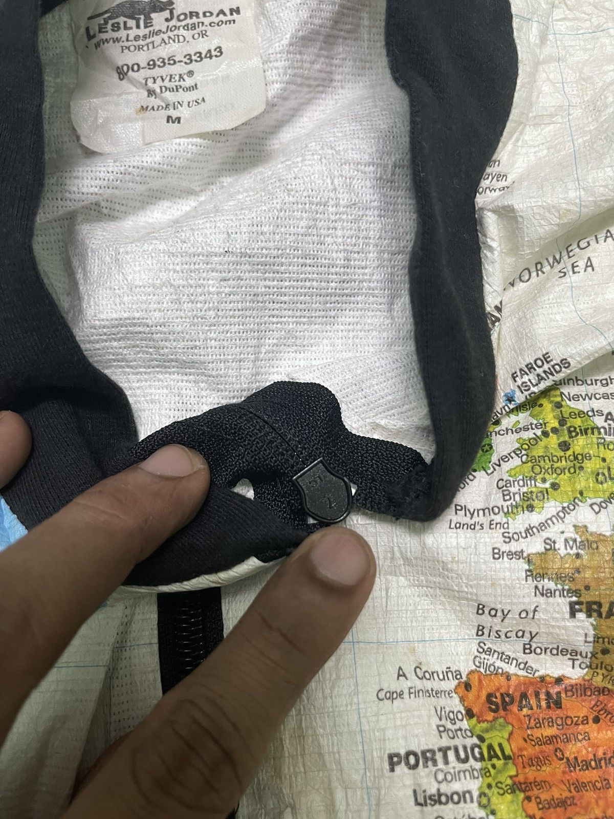 Nirvana VINTAGE 90s WORLD MAP JACKET KURT COBAIN BY LESLIE JORDAN Size US M / EU 48-50 / 2 - 16 Thumbnail
