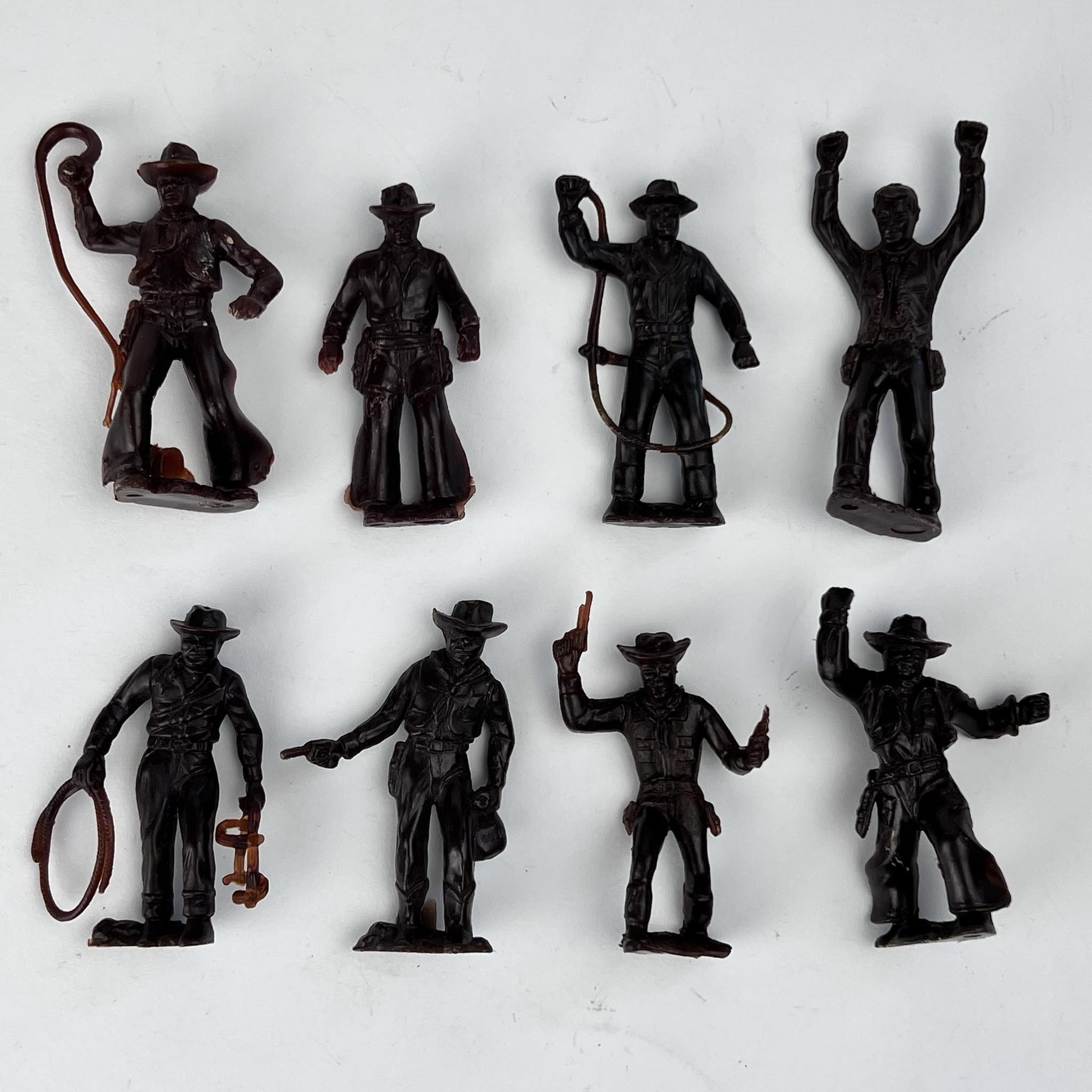 Vintage Vintage Soviet Plastic Set of 6 Soldiers Cowboys Signed Size ONE SIZE - 1 Thumbnail