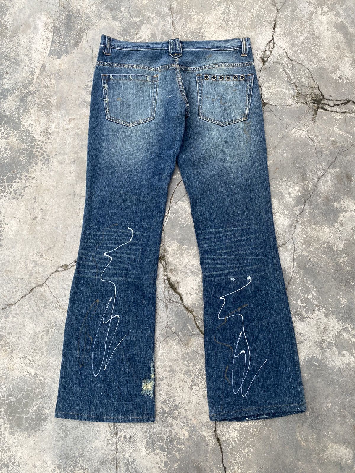 If Six Was Nine ROOT THREE Distressed Flare Size US 34 / EU 50 - 4 Thumbnail