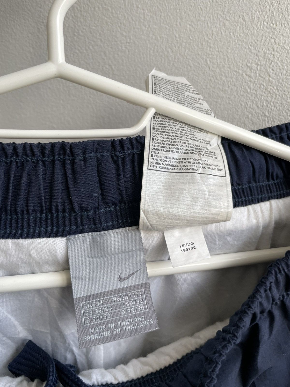 Nike Nike Vintage 90s Baggy Parachute Track Pants Sweatpants Size US 34 / EU 50 - 9 Thumbnail
