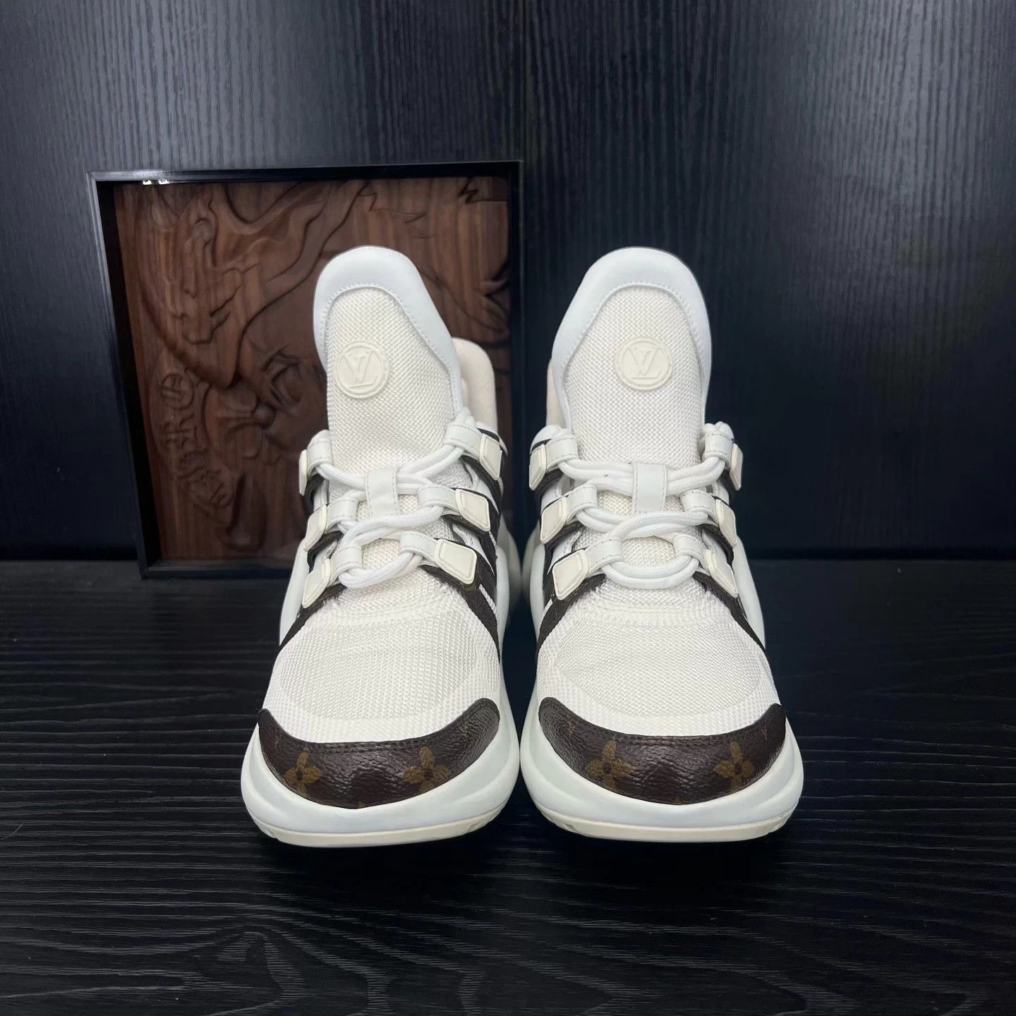 Louis Vuitton LV Archlight White Monogram Sneakers 36 New Size US 5.5 / IT 35.5 - 4 Thumbnail