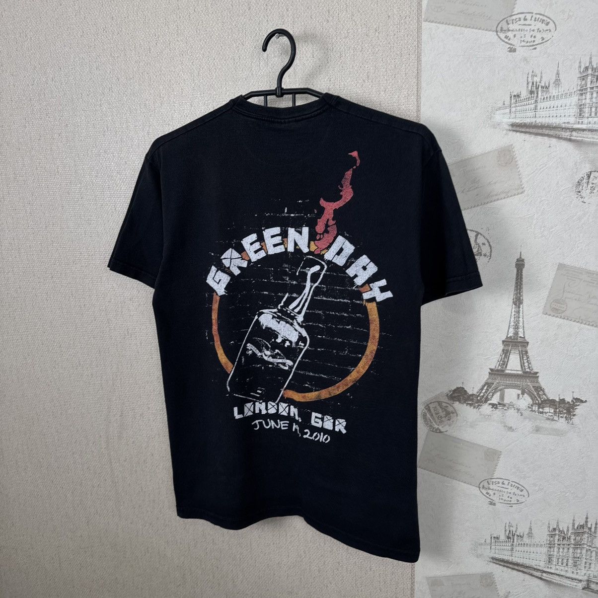 Other Vintage Green Day T shirt 2010 Rock Summer Breakdown Sz S Size US S / EU 44-46 / 1 - 13 Thumbnail
