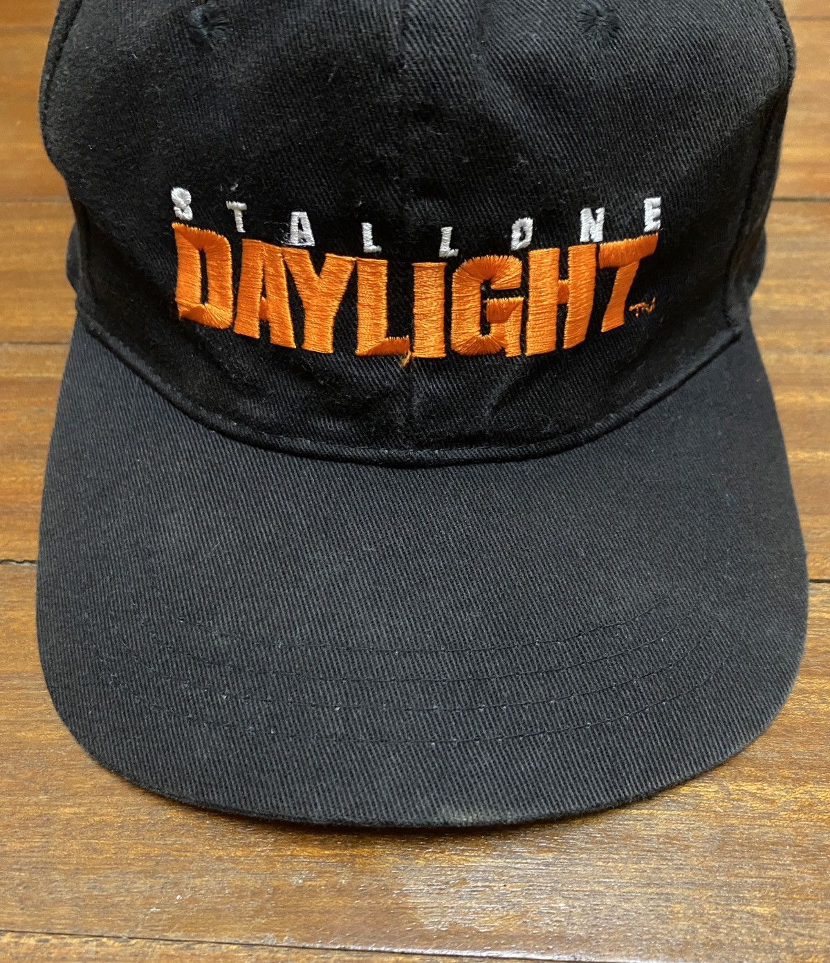 Vintage Very Rare Vintage Action Movie Stallone Daylight Cap 1996s Size ONE SIZE - 3 Thumbnail