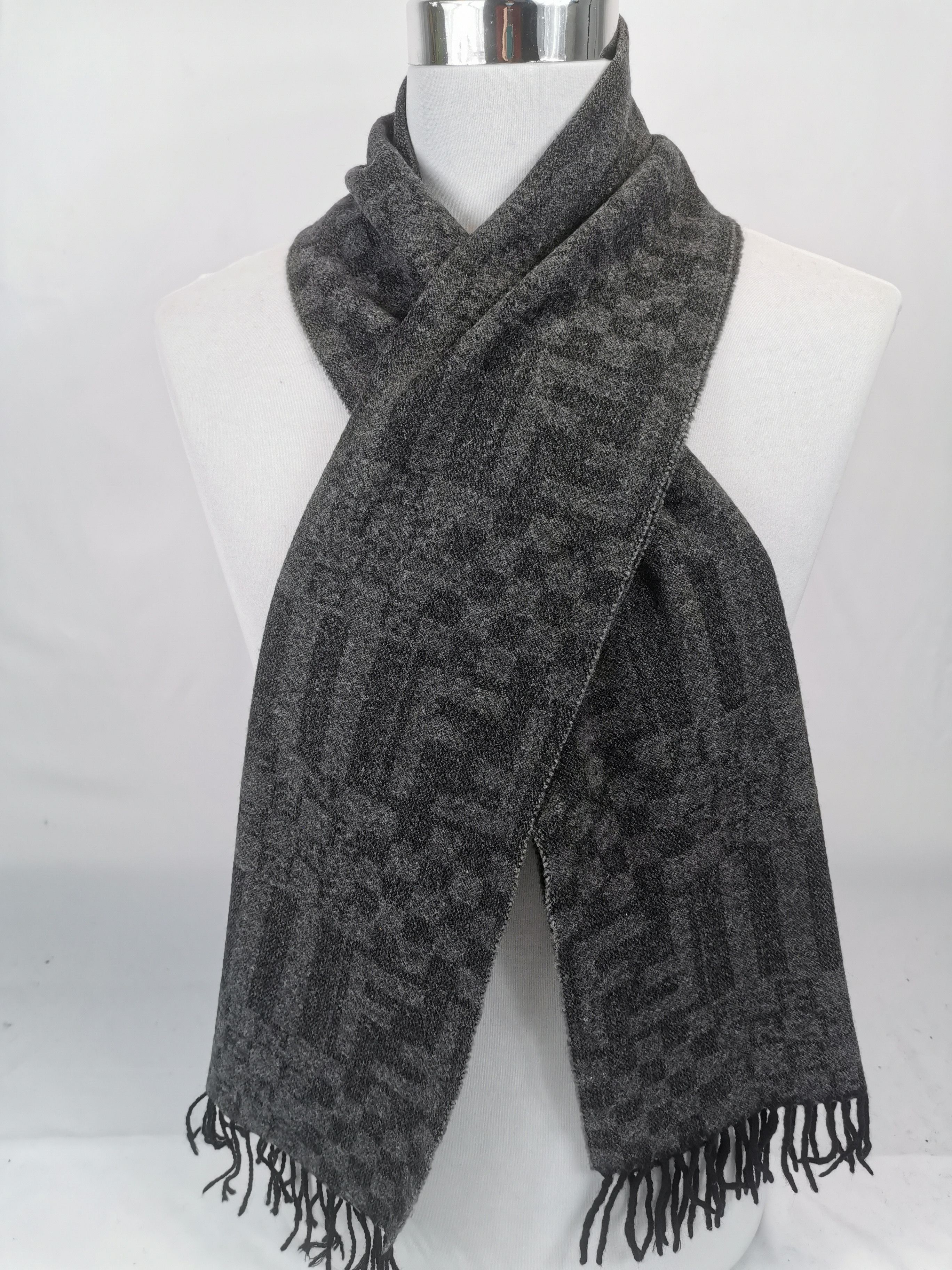Fendi FENDI scarf muffler Size ONE SIZE - 1 Thumbnail